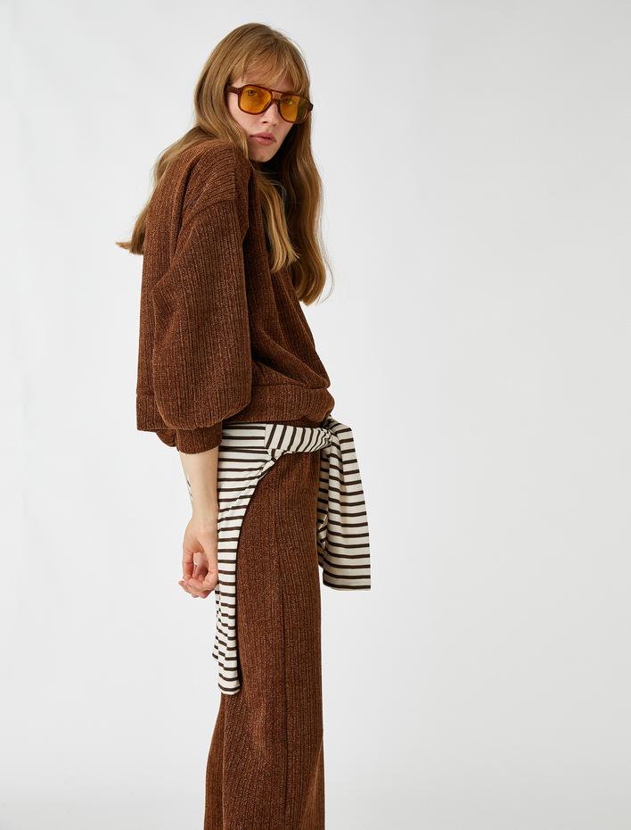  Dik Yaka Sweatshirt