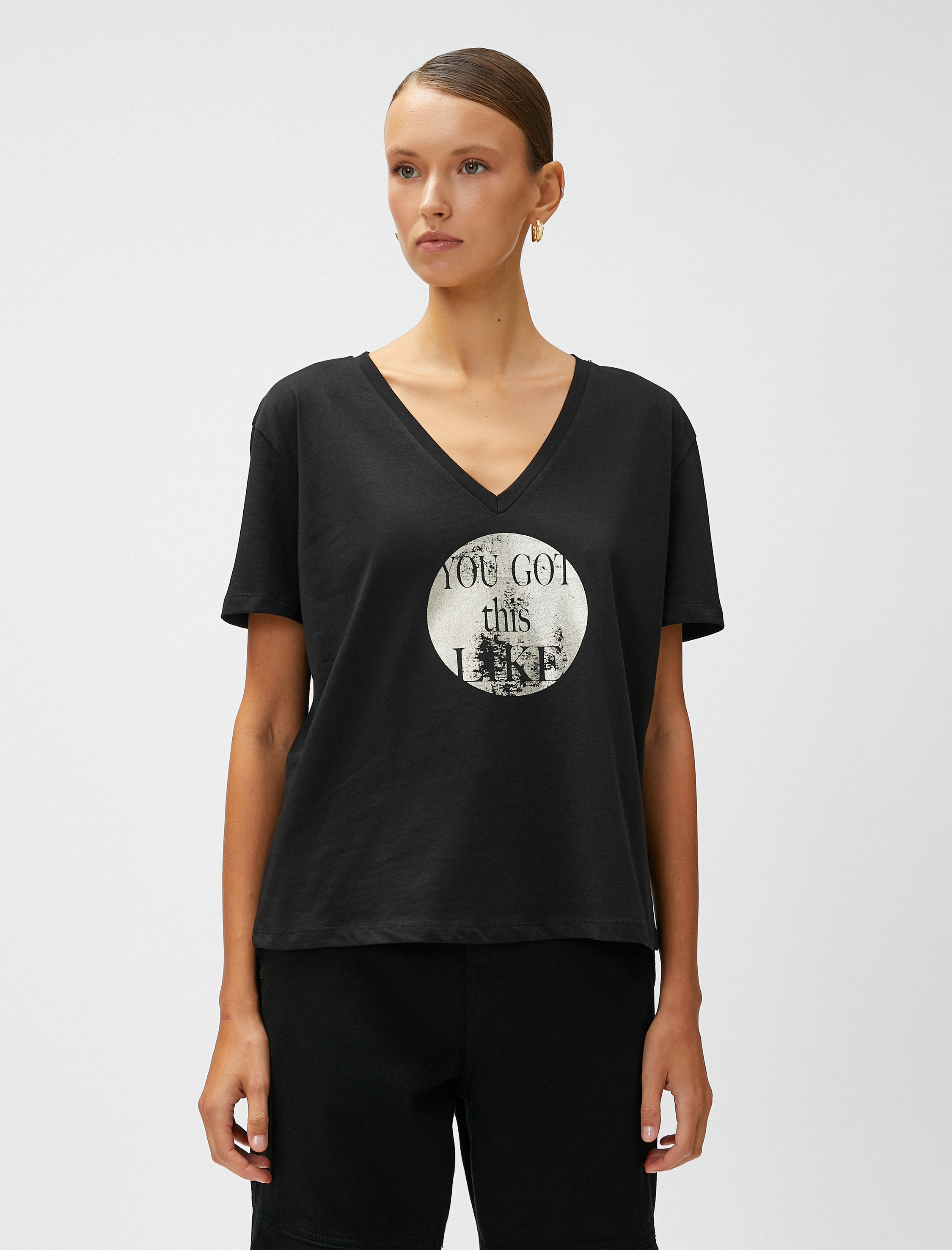   Tişört V Yaka Baskılı Pamuklu