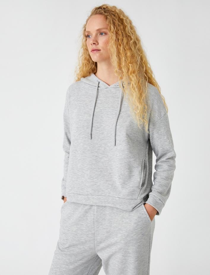  Kapüşonlu Sweatshirt Yandan Cepli