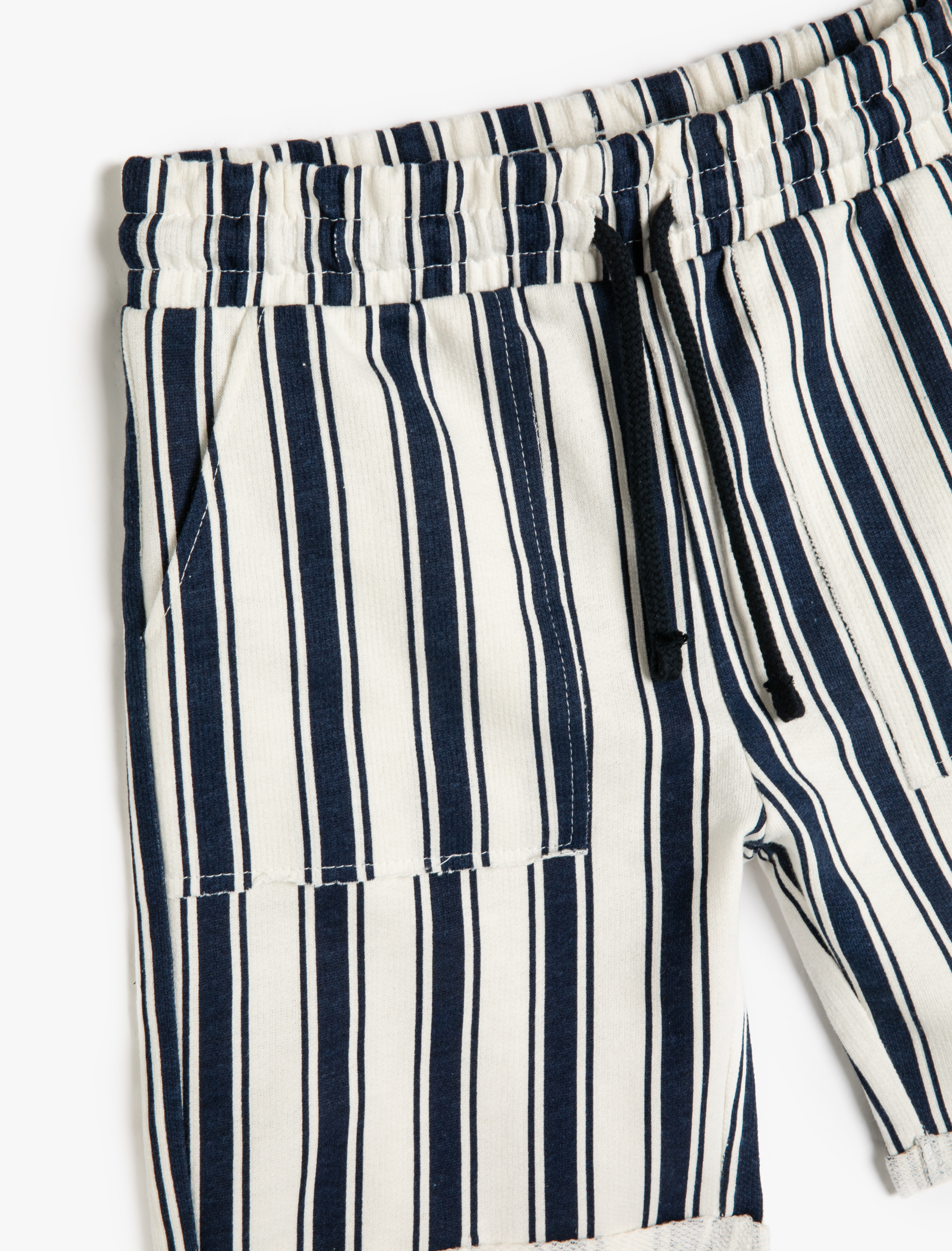  Erkek Çocuk Şort Beli Bağlamalı Cepli Pamuklu