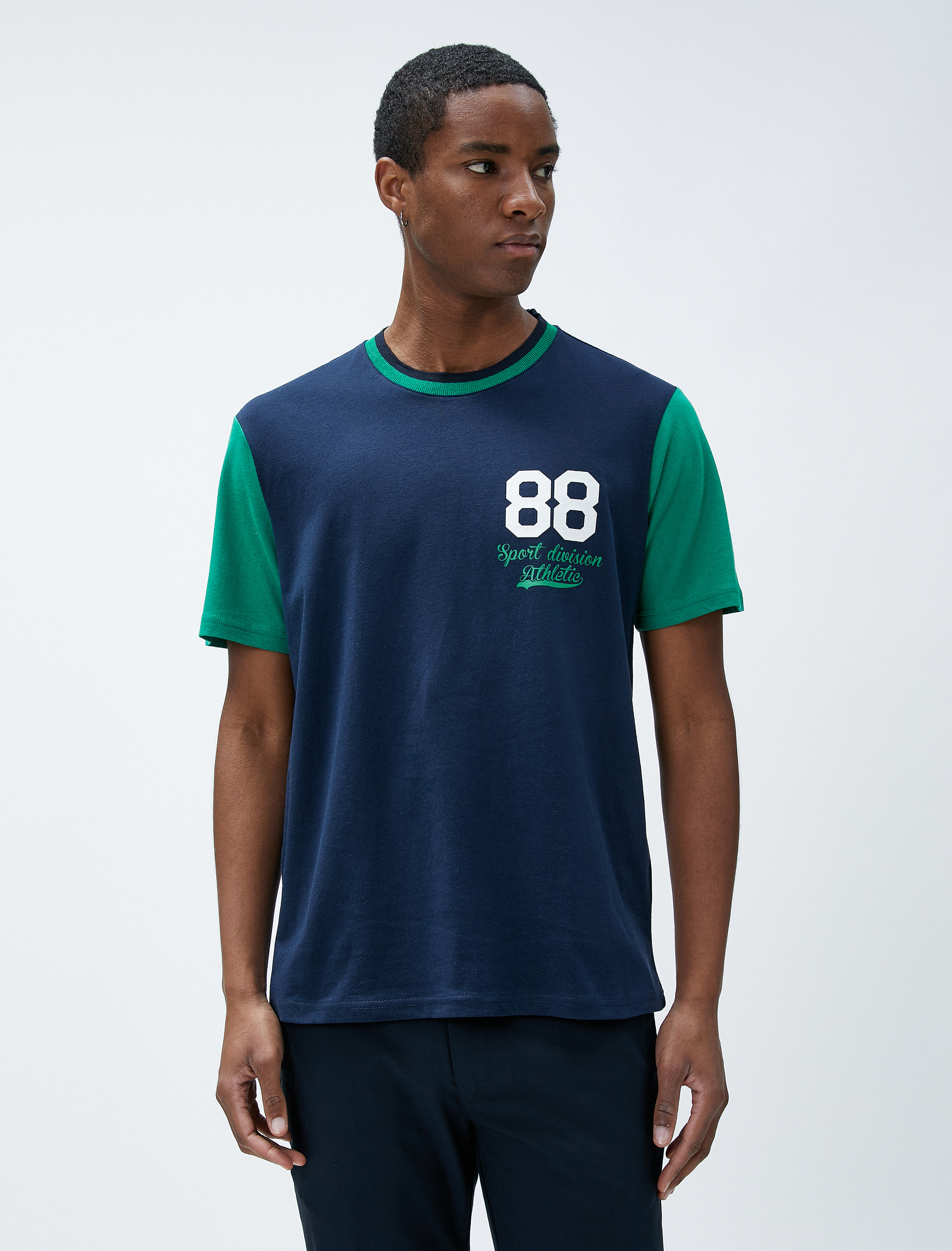   Kolej Tişört Baskılı Bisiklet Yaka Kısa Kollu Pamuklu