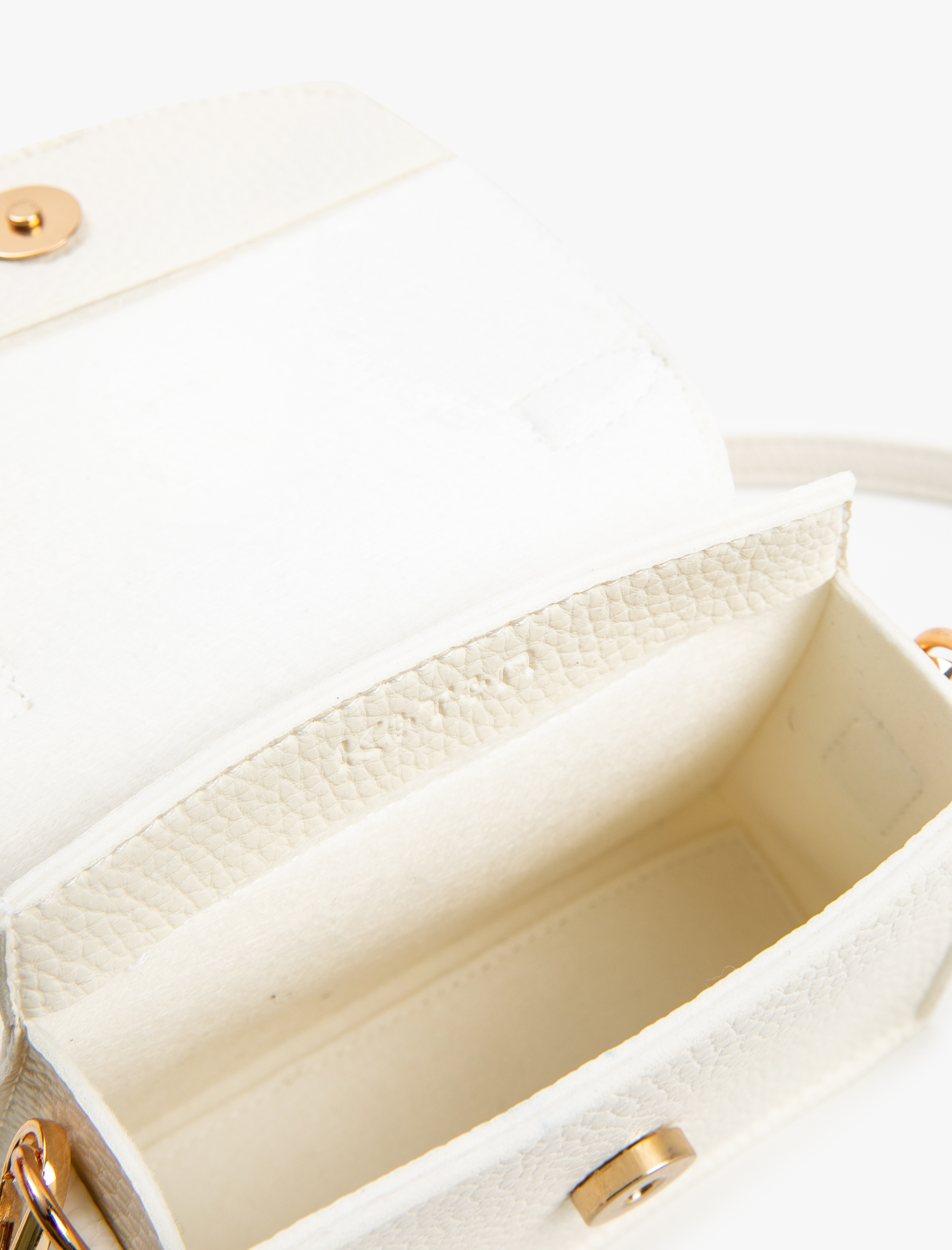  Kadın Çapraz Çanta Suni Deri Toka Detaylı Tutma Saplı Askılı