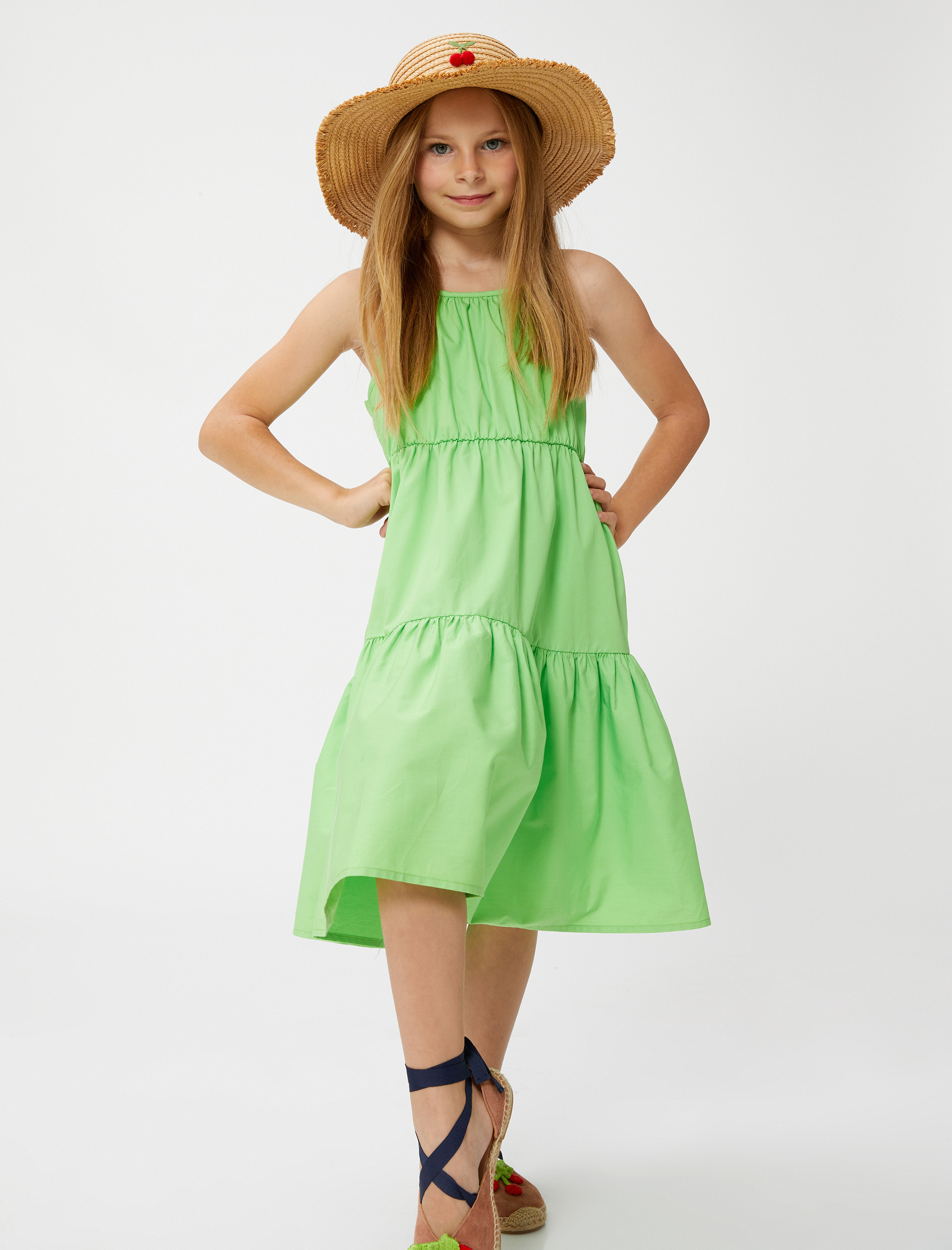  Kız Çocuk Elbise Maksi Boy İnce Askılı Halter Yaka Katlı Pamuklu