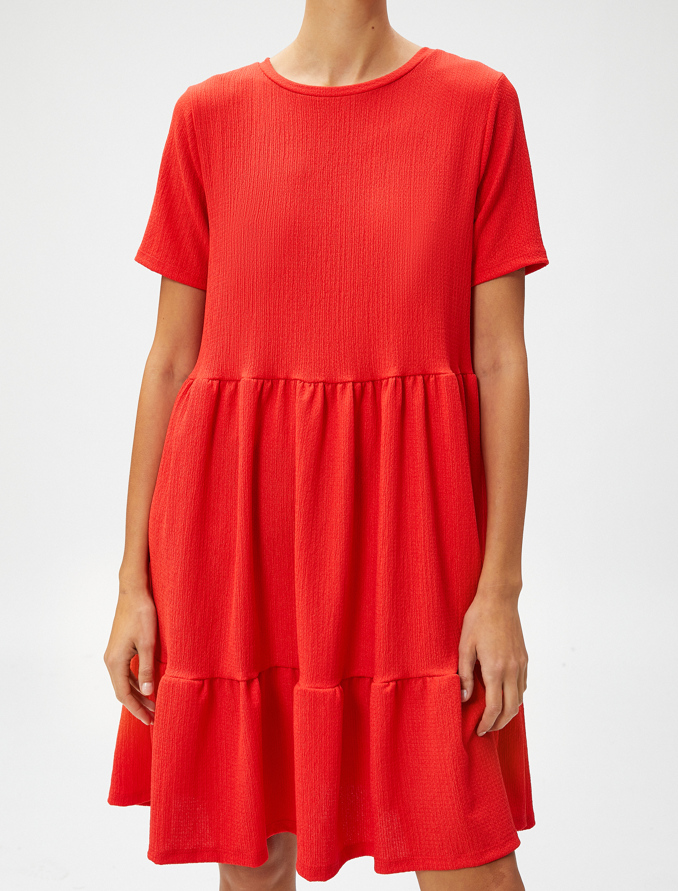   Kısa Elbise Katlı Kısa Kollu Bisiklet Yaka