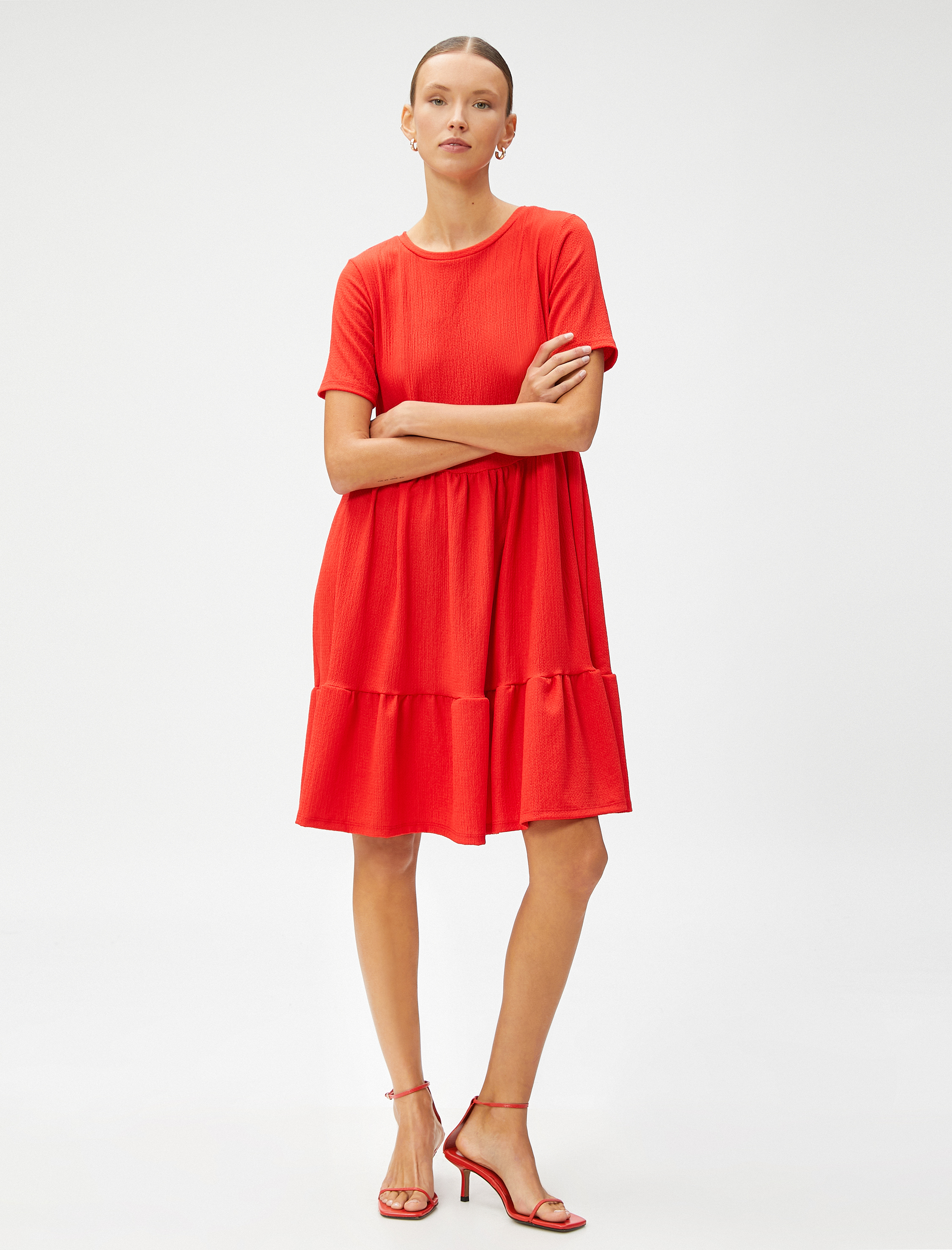   Kısa Elbise Katlı Kısa Kollu Bisiklet Yaka