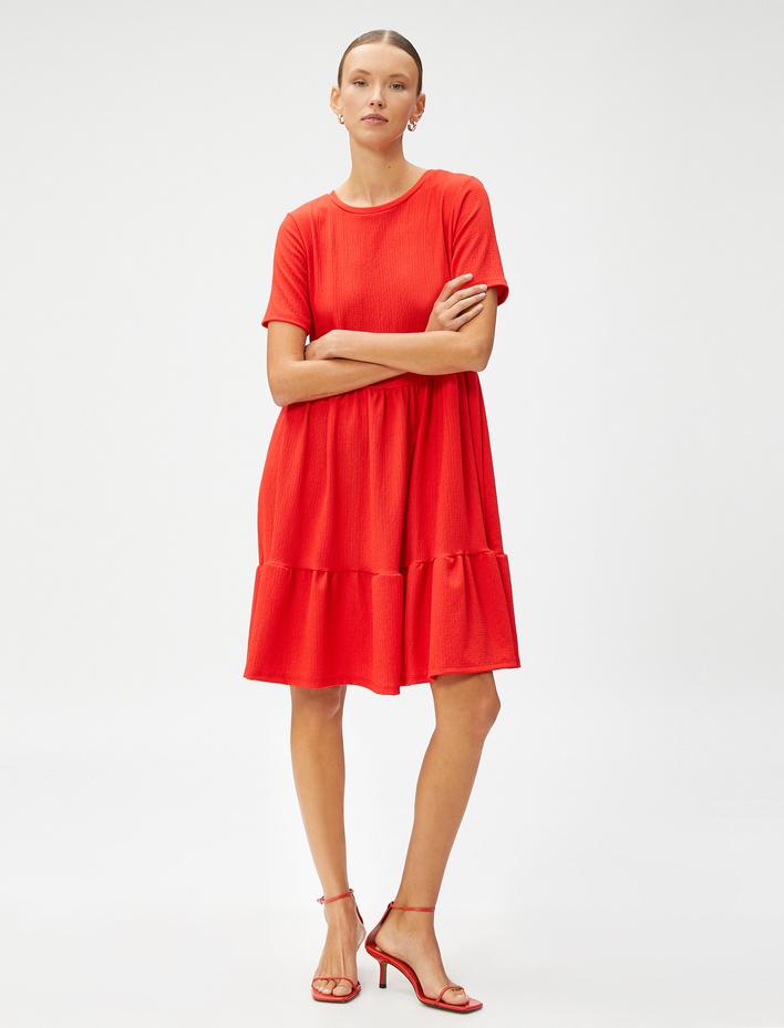  Kısa Elbise Katlı Kısa Kollu Bisiklet Yaka