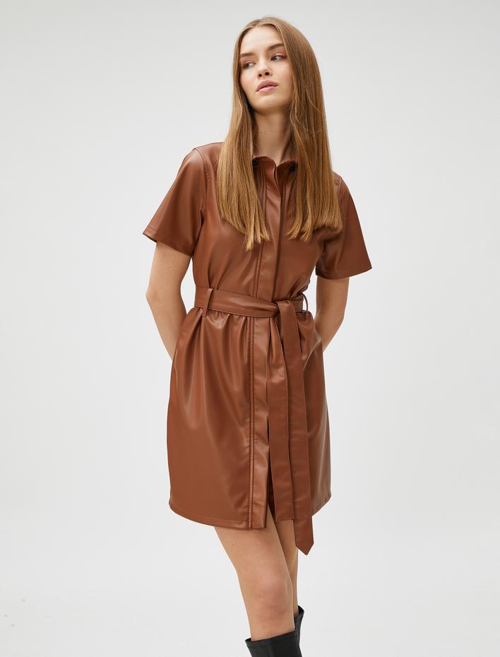  Deri Görünümlü Elbise Mini Beli Kuşaklı Gömlek Yaka