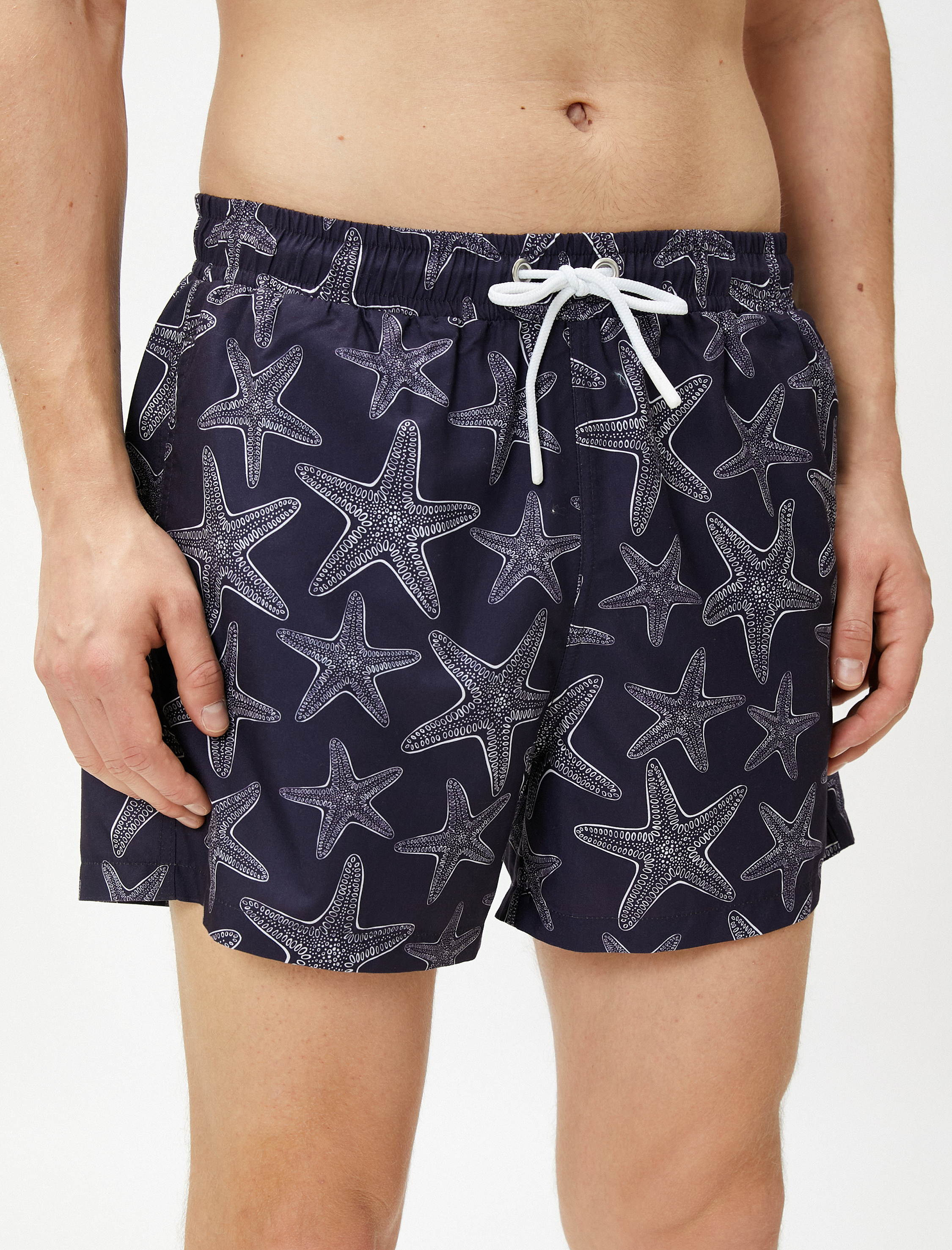   Deniz Şortu Yıldız Baskılı Beli Bağcıklı Cep Detaylı