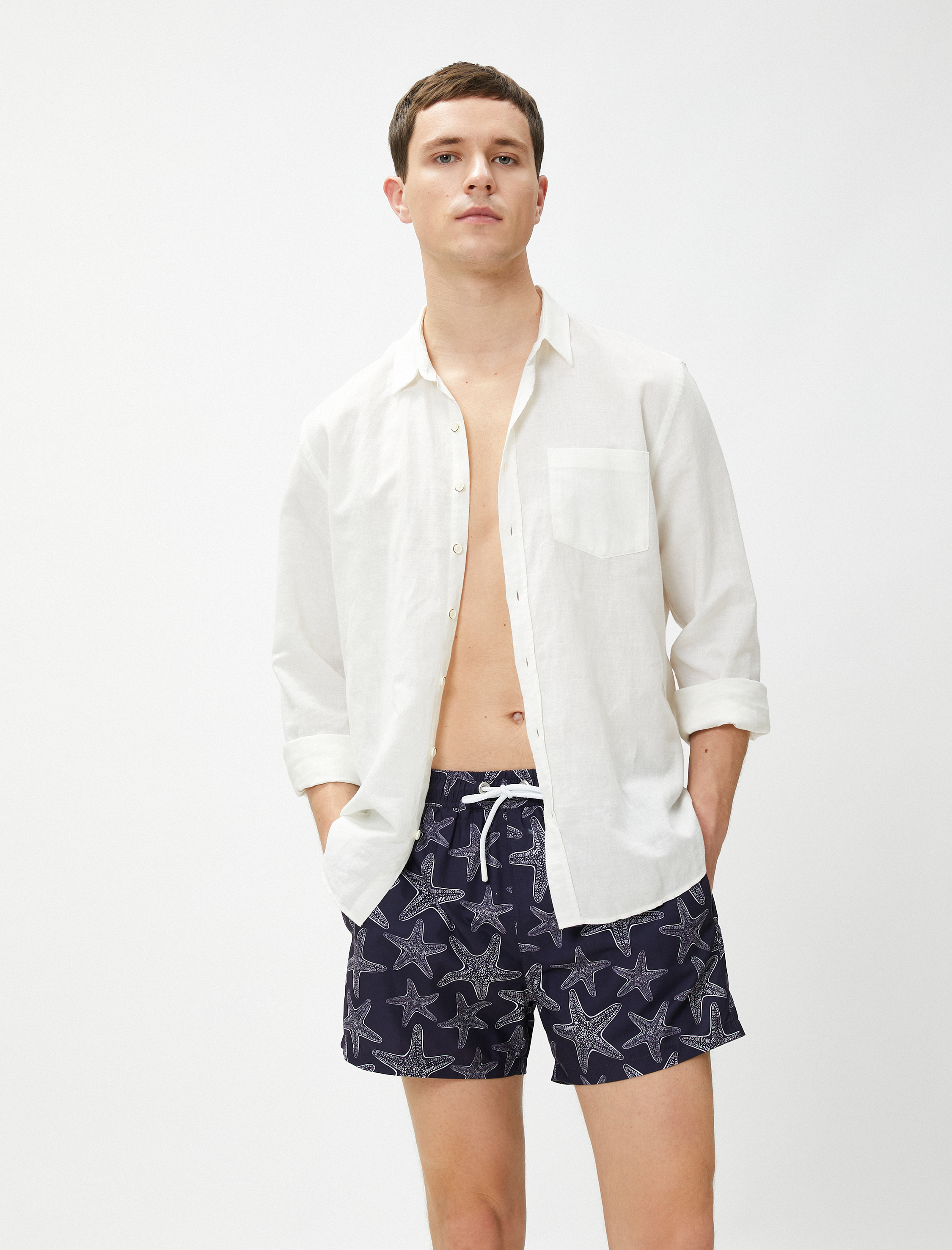   Deniz Şortu Yıldız Baskılı Beli Bağcıklı Cep Detaylı