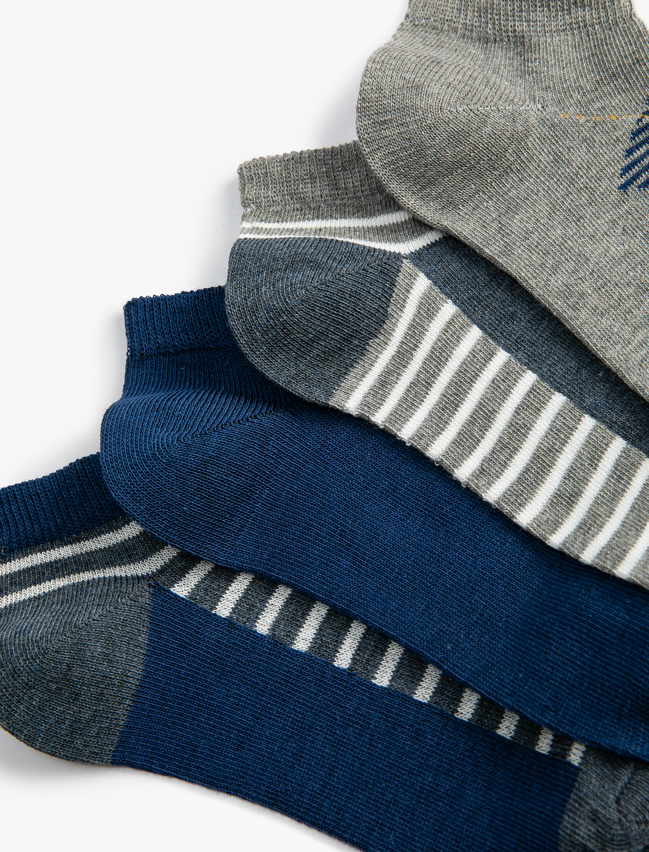  Erkek Çocuk 4'lü Basic Çorap Paketi