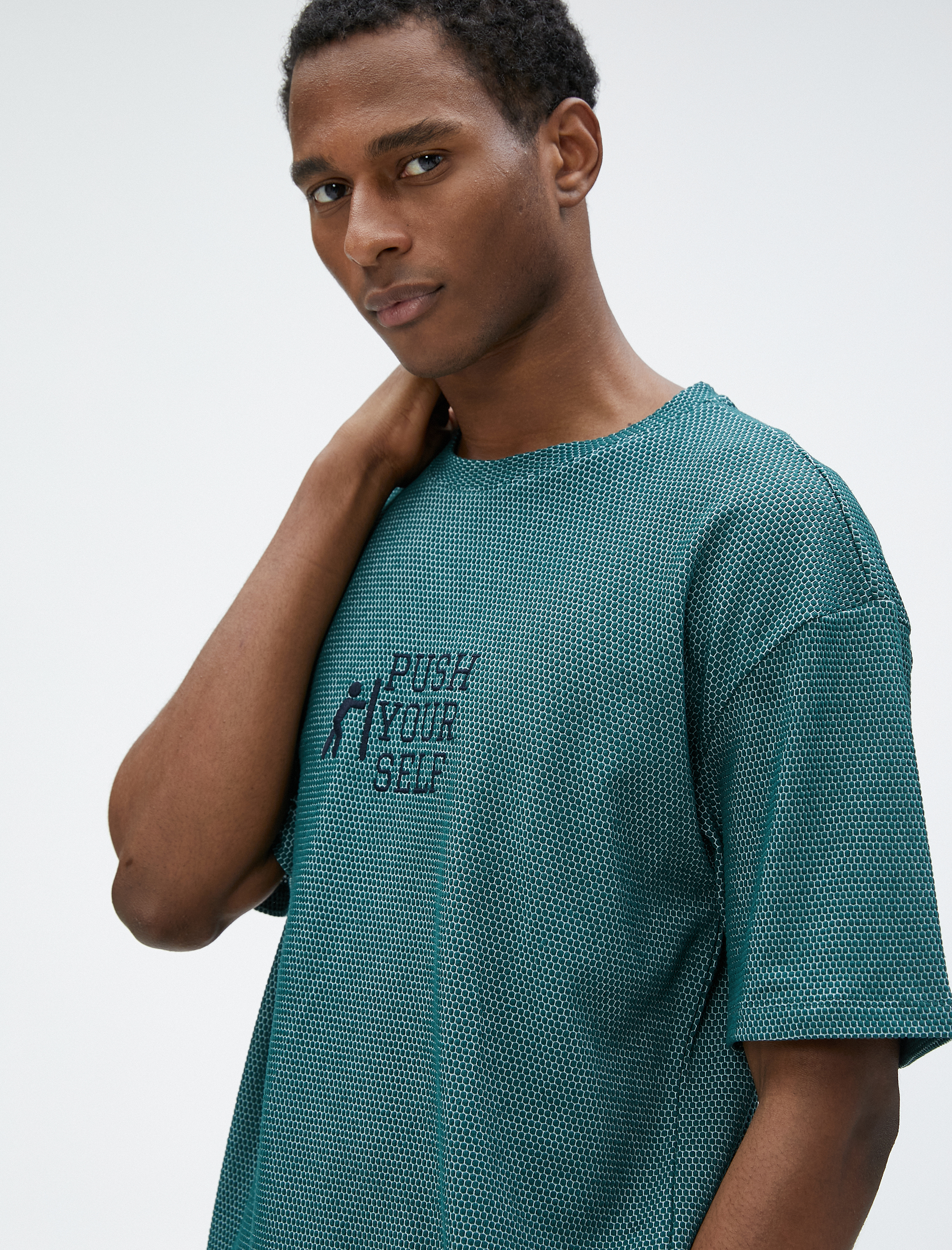   Oversize Tişört Slogan İşlemeli Kısa Kollu Bisiklet Yaka