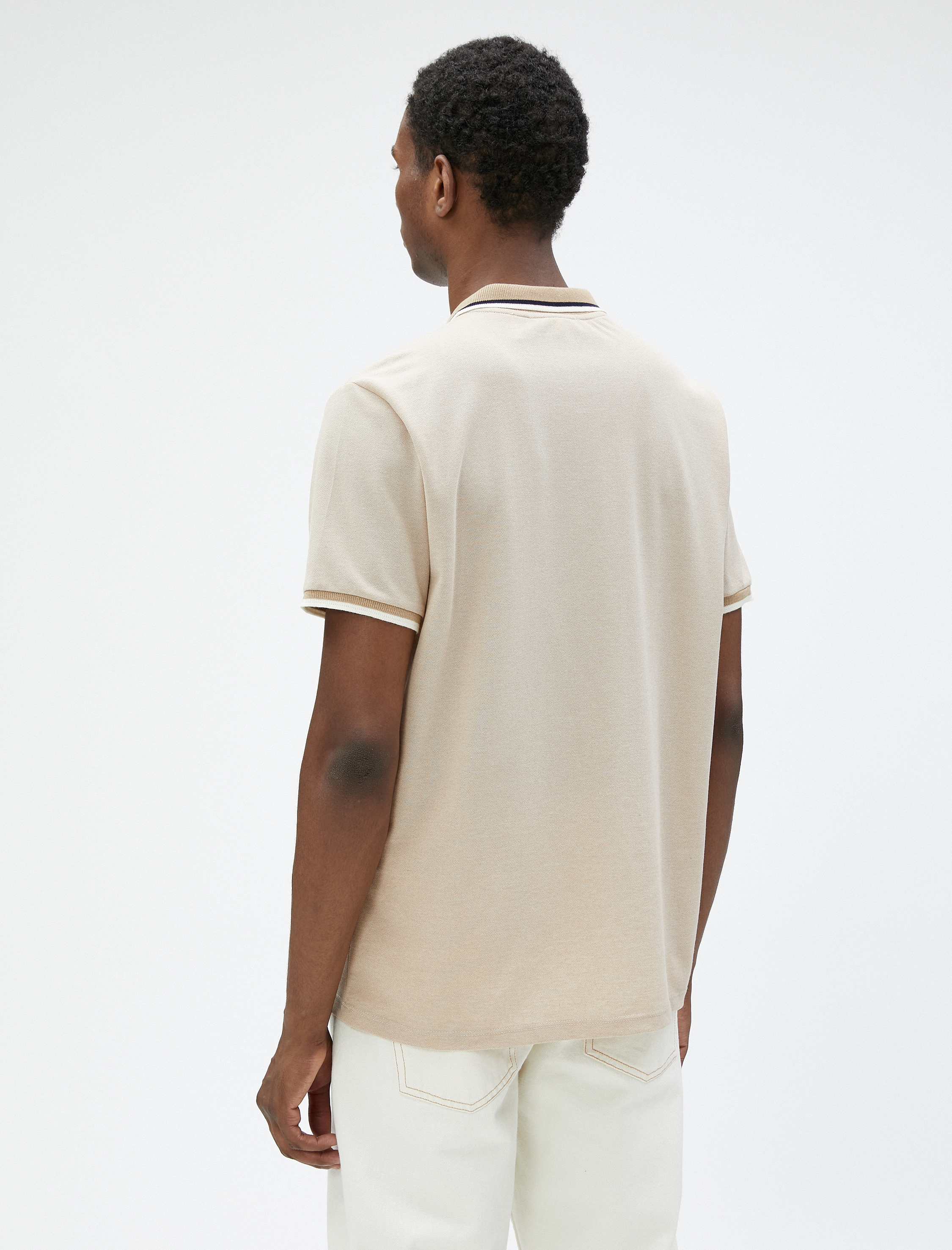   Polo Yaka Tişört Düğmeli Slogan İşlemeli Dar Kesim Kısa Kollu