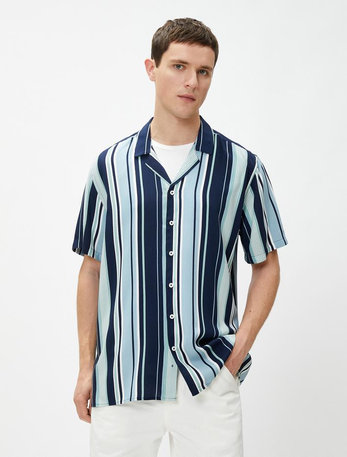  Yazlık Gömlek Kısa Kollu Apaş Yaka Baskılı Viskon