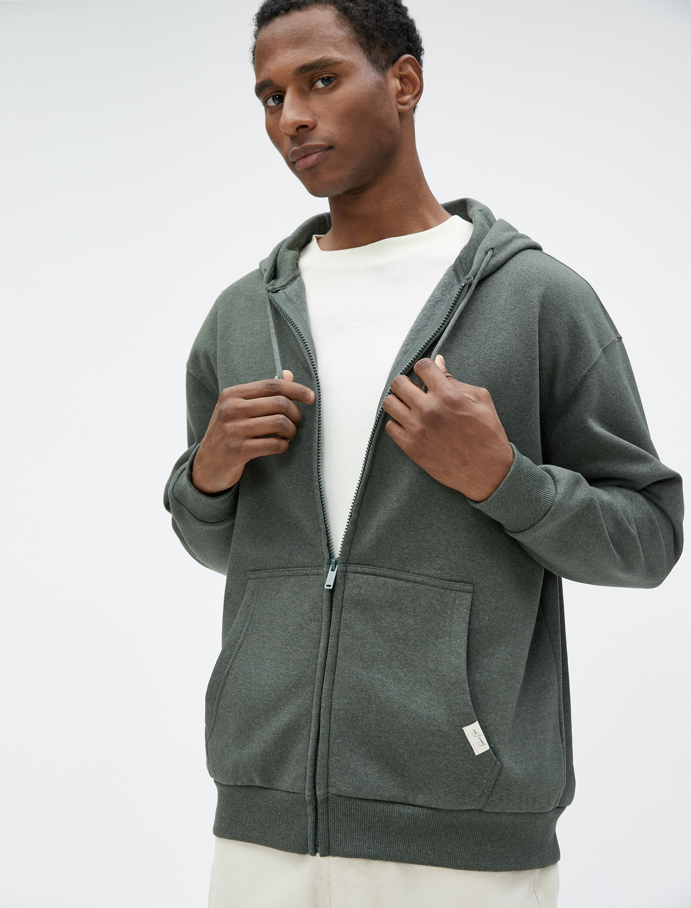   Oversize Fermuarlı Sweatshirt Kapşonlu Cep Detaylı Etiket Baskılı Şardonlu