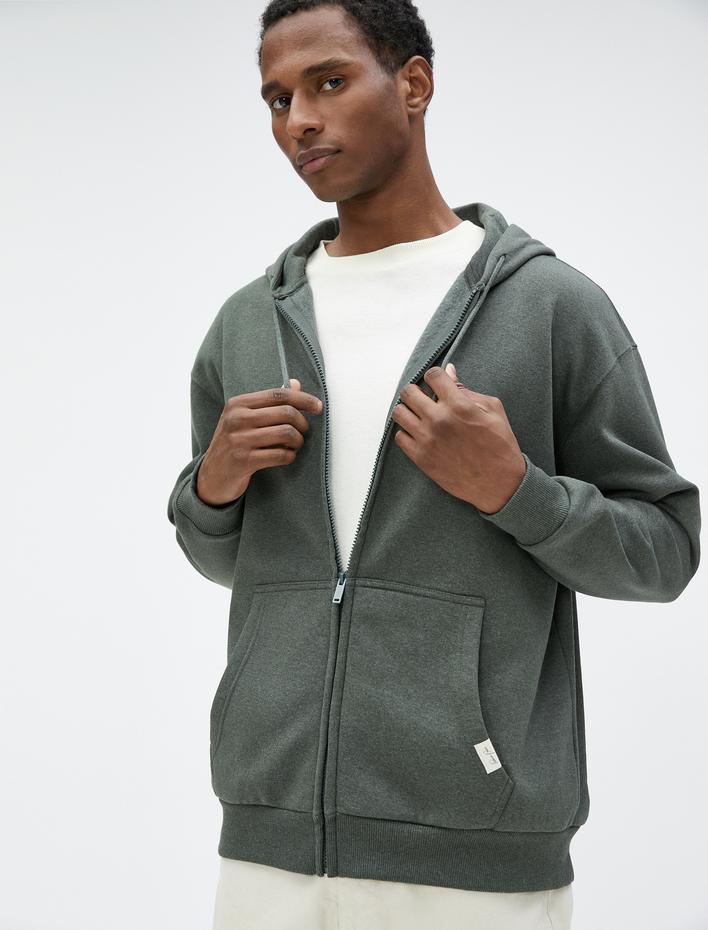  Oversize Fermuarlı Sweatshirt Kapşonlu Cep Detaylı Etiket Baskılı Şardonlu
