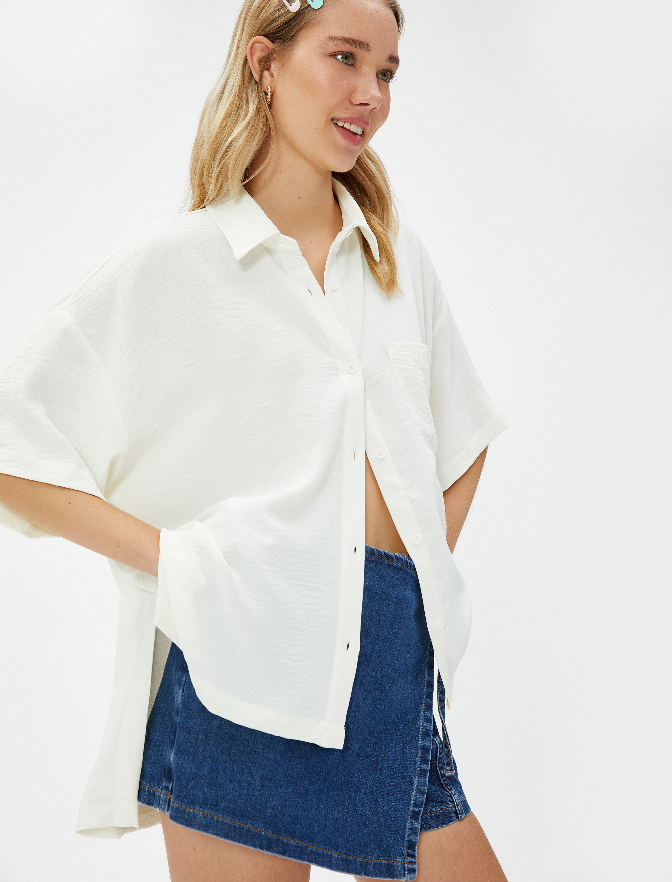   Oversize Gömlek Kısa Kollu Dokulu Cep Detaylı Düğmeli