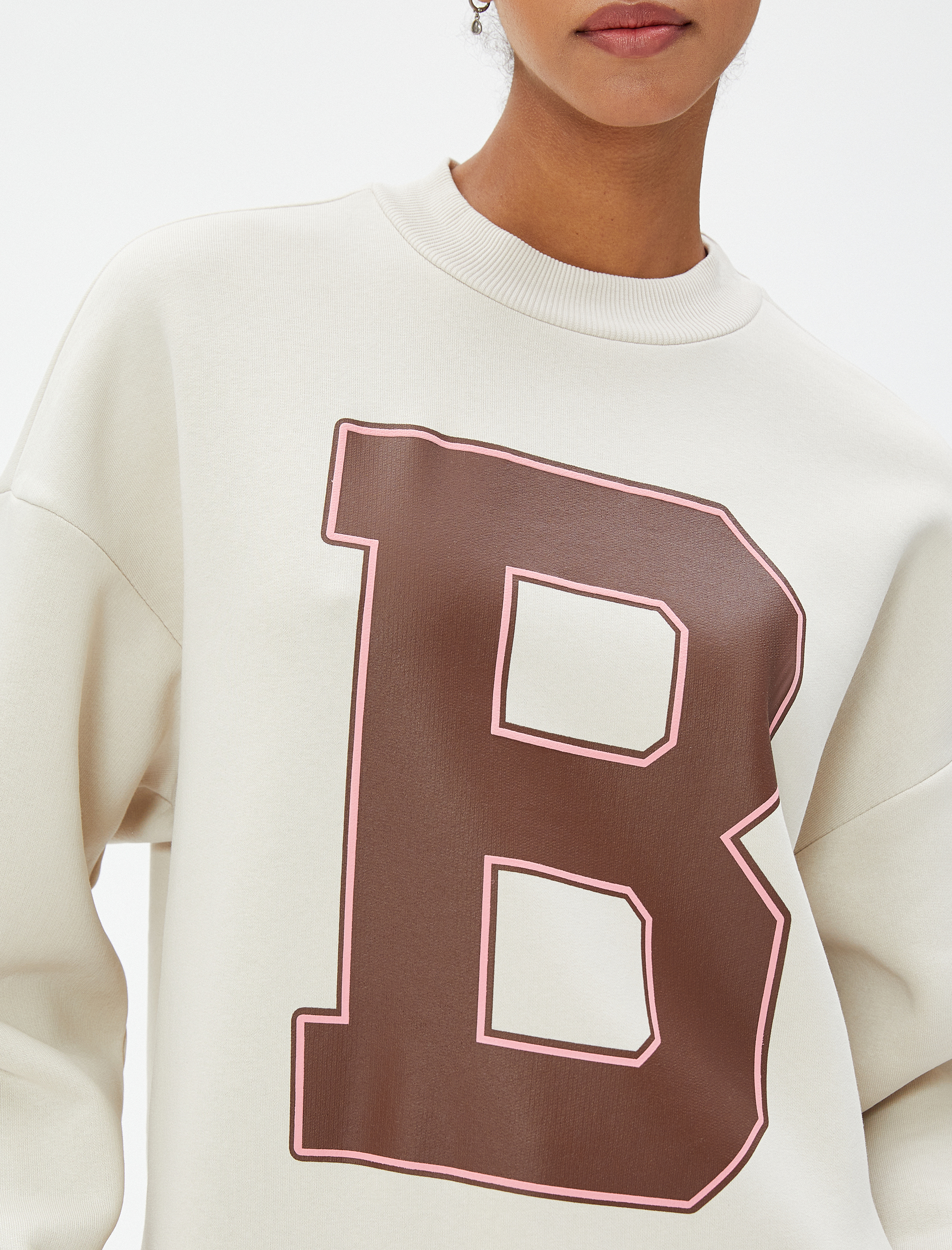   Şardonlu Bisiklet Yaka Sweatshirt Harf Baskılı Uzun Kollu Ribanalı