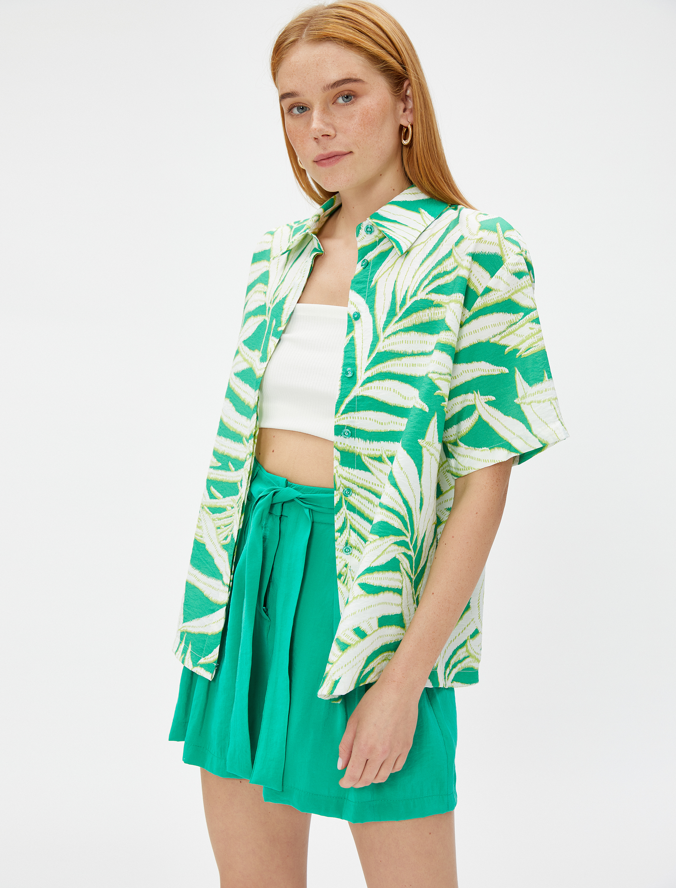   Tropikal Desenli Gömlek Kısa Kollu Relax Fit