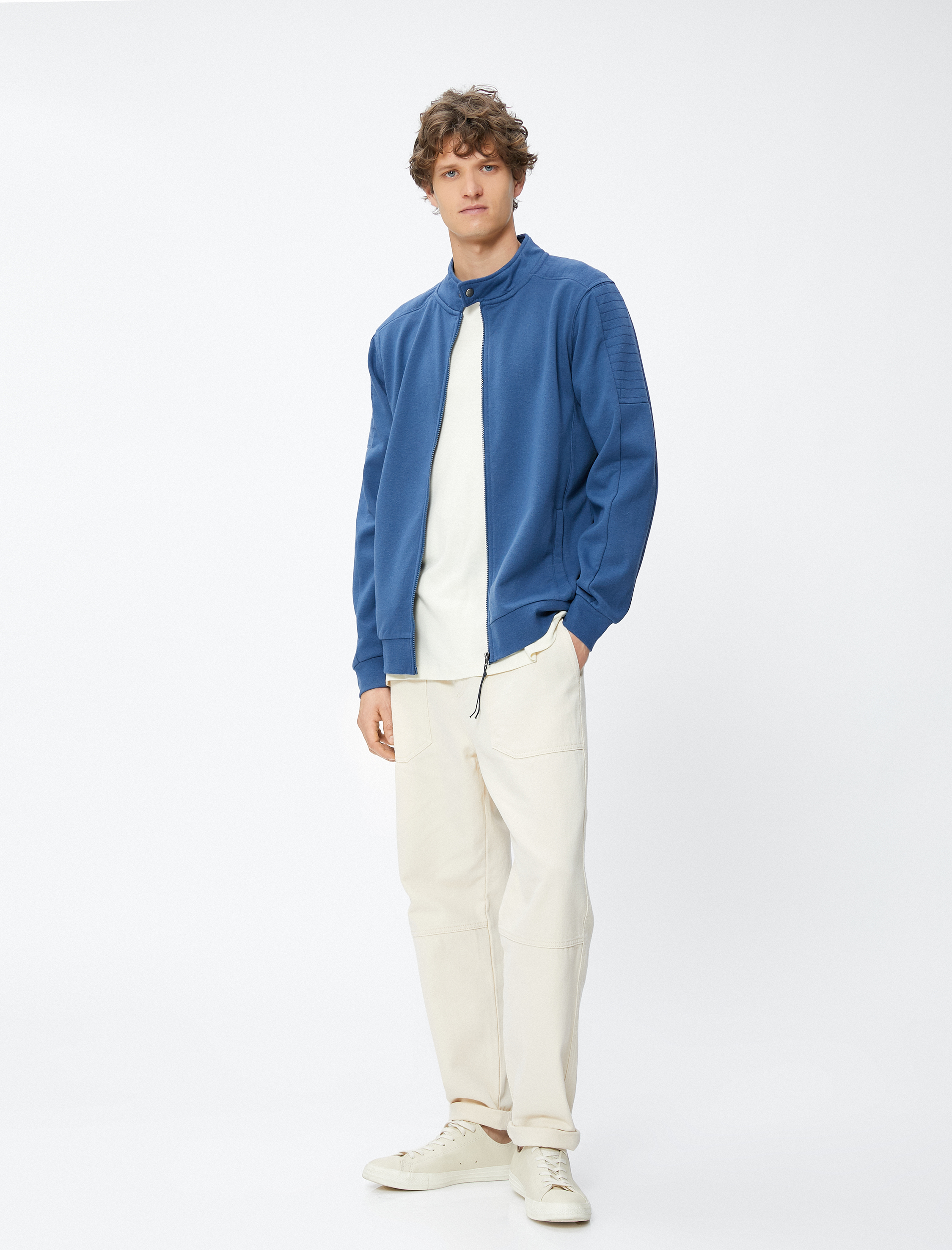   Fermuarlı Sweatshirt Cep Detaylı Yuvarlak Yaka Çıtçıt Düğmeli Şardonlu