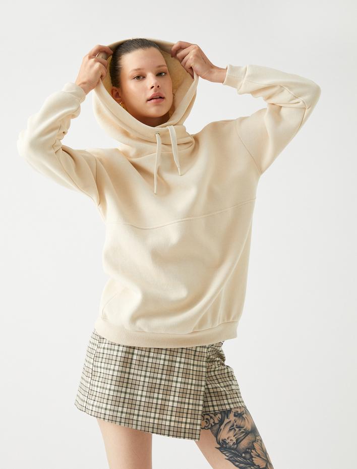  Şardonlu Kapüşonlu Oversize Sweatshirt Ribanalı Dikiş Detaylı