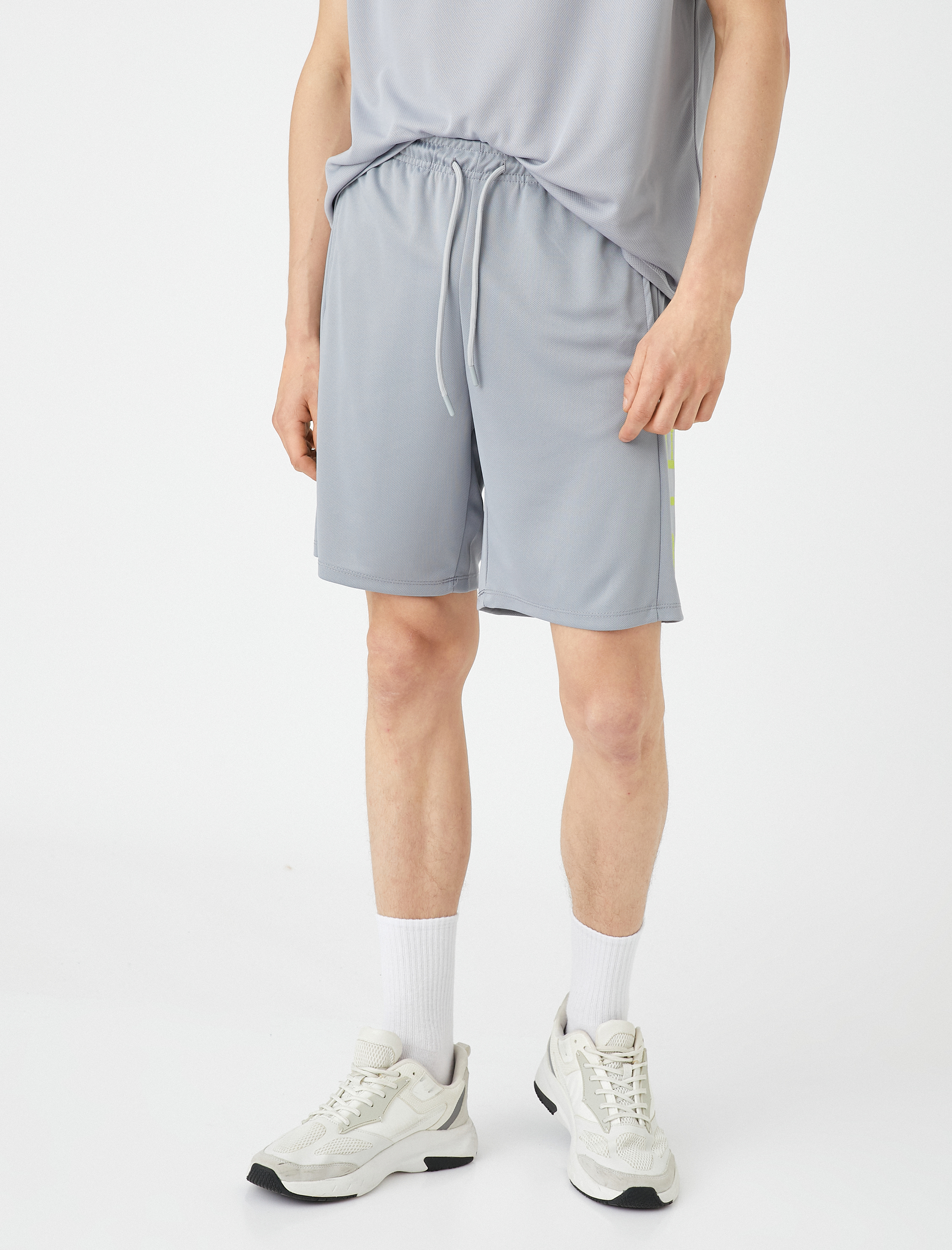   Spor Şort Slogan Baskılı Beli Bağcıklı Cepli