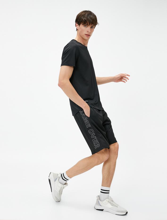  Spor Şort Slogan Baskılı Beli Bağcıklı Cepli