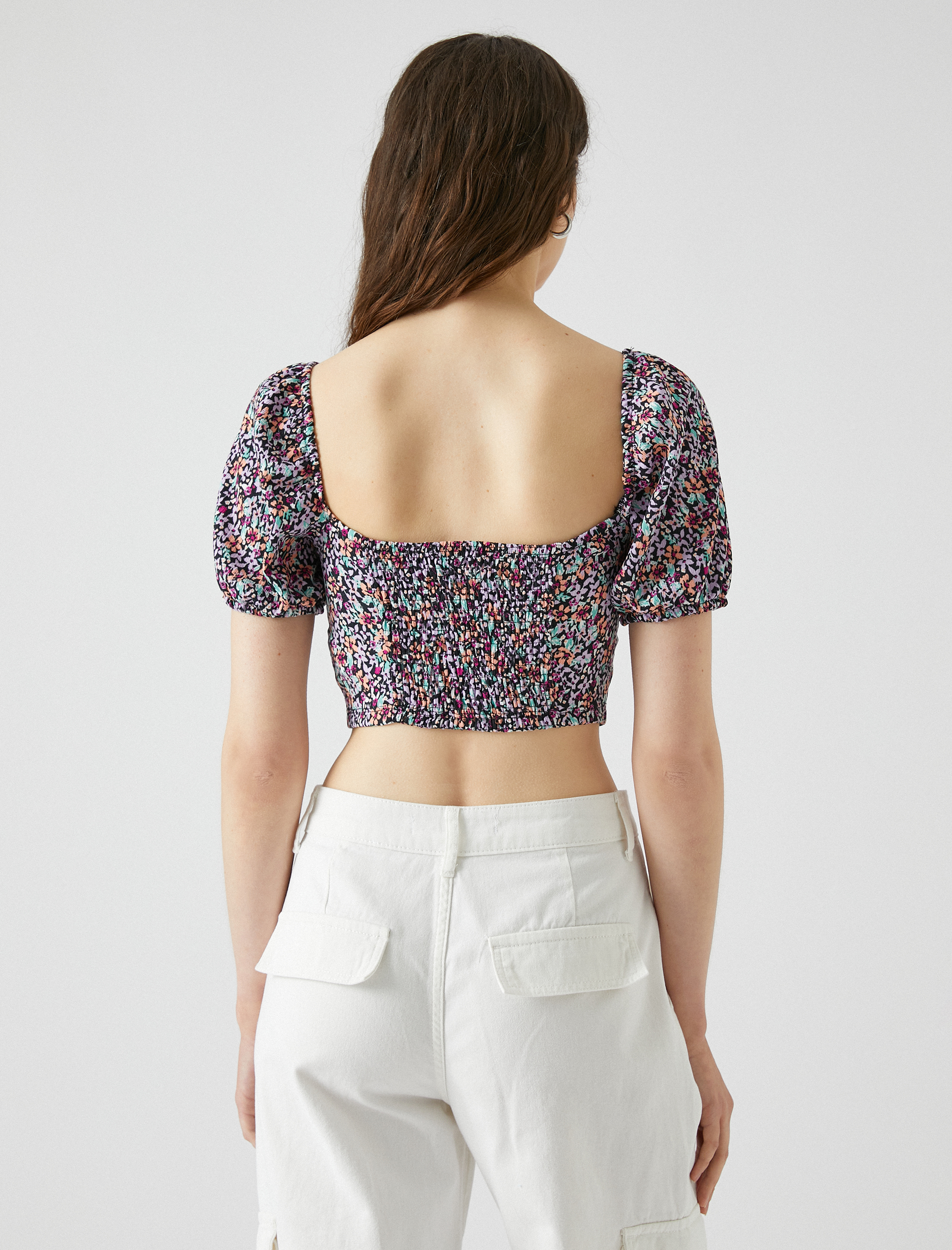   Çiçekli Bluz Crop Balon Kollu Kalp Yaka Bağlama Detaylı Bürümcük