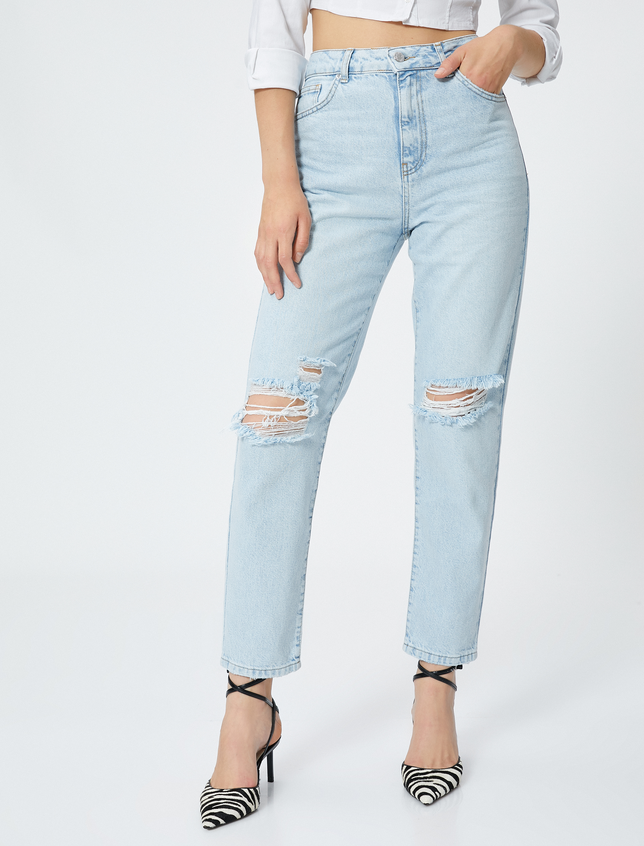   Yırtık Kot Pantolon Hafif Dar Paça - Mom Jeans