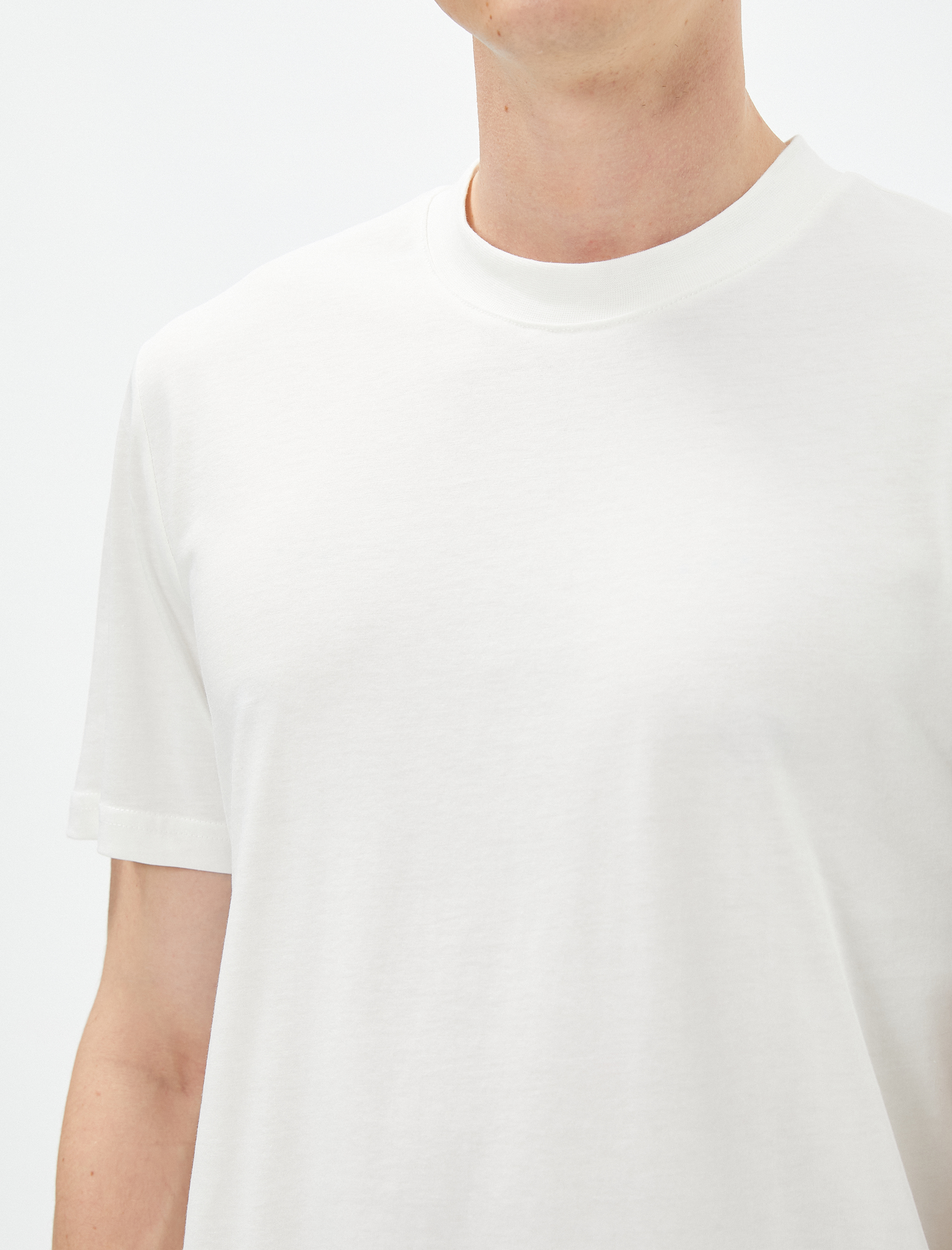   Basic Tişört Slim Fit Bisiklet Yaka Pamuklu