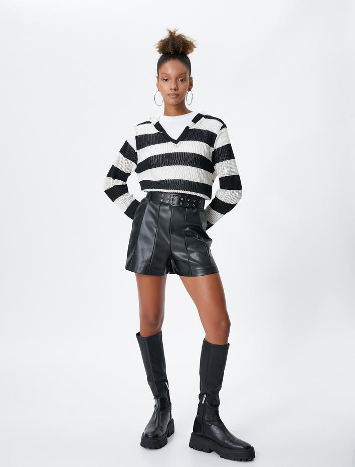  Uzun Kollu Tişört Kapüşonlu Ajurlu V Yaka