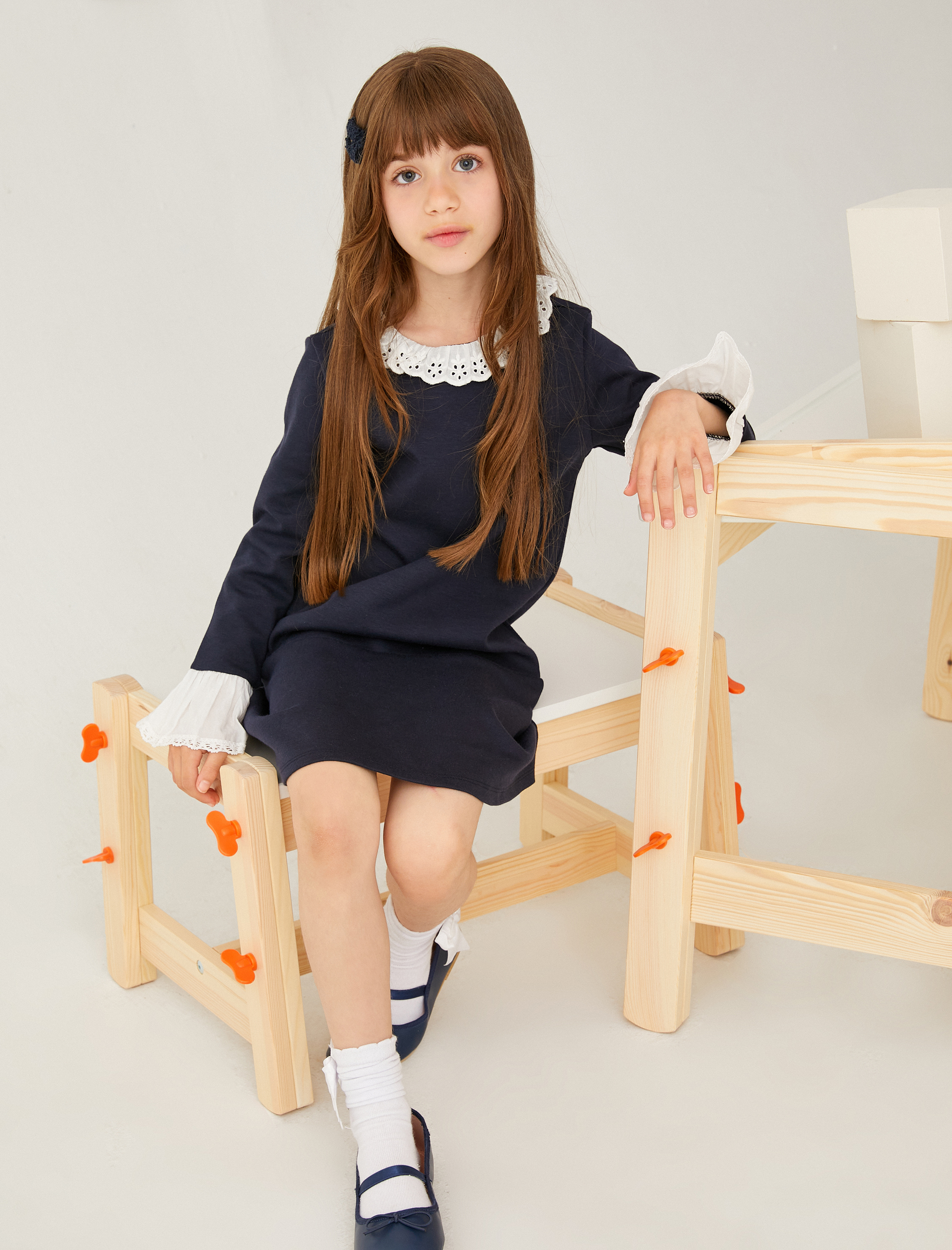  Kız Çocuk Elbise Uzun Kollu Yakası ve Manşetleri Dantelli Midi Boy Pamuklu Fermuar Kapamalı