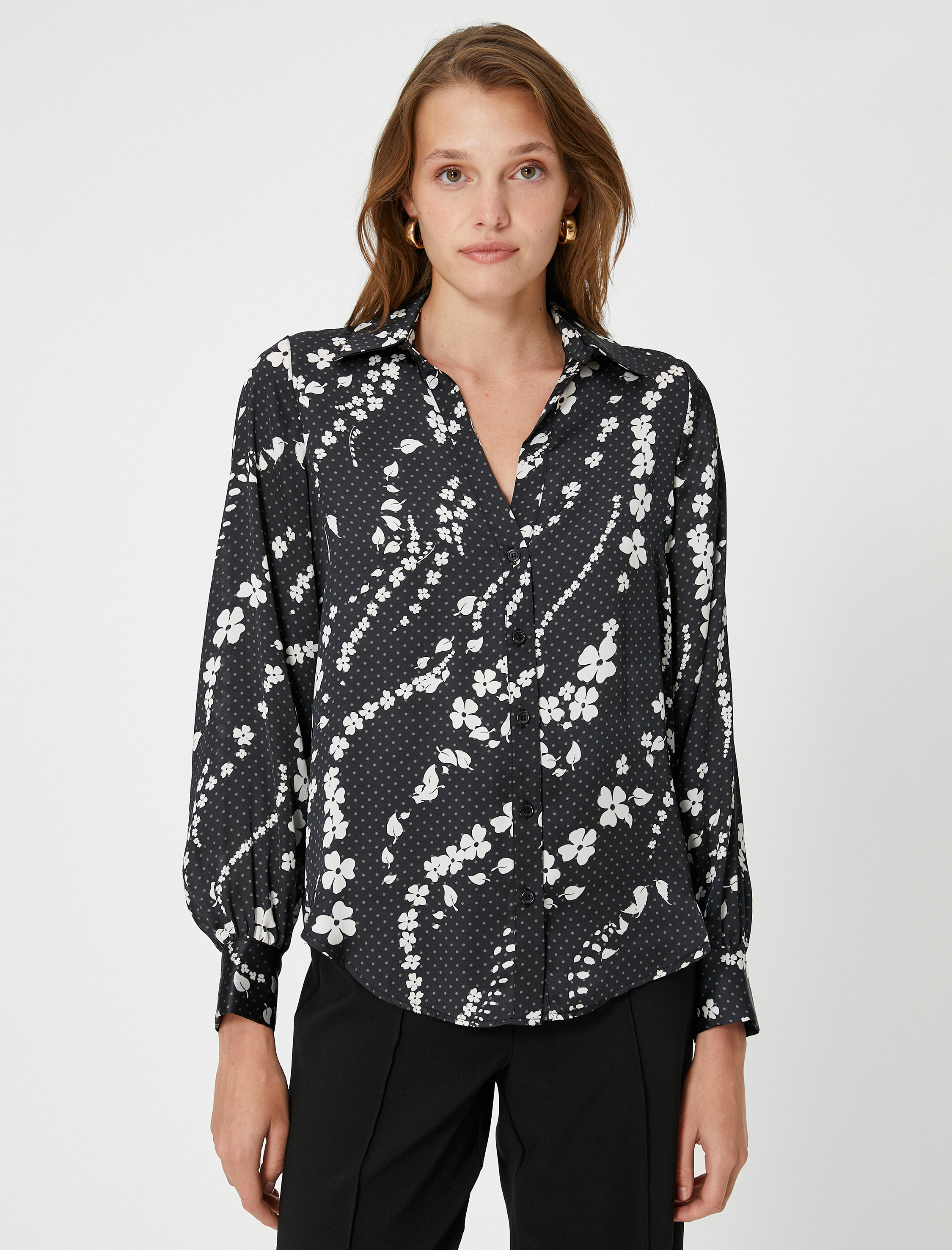   Çiçekli Gömlek Uzun Kollu Düğmeli Klasik Manşet Yaka