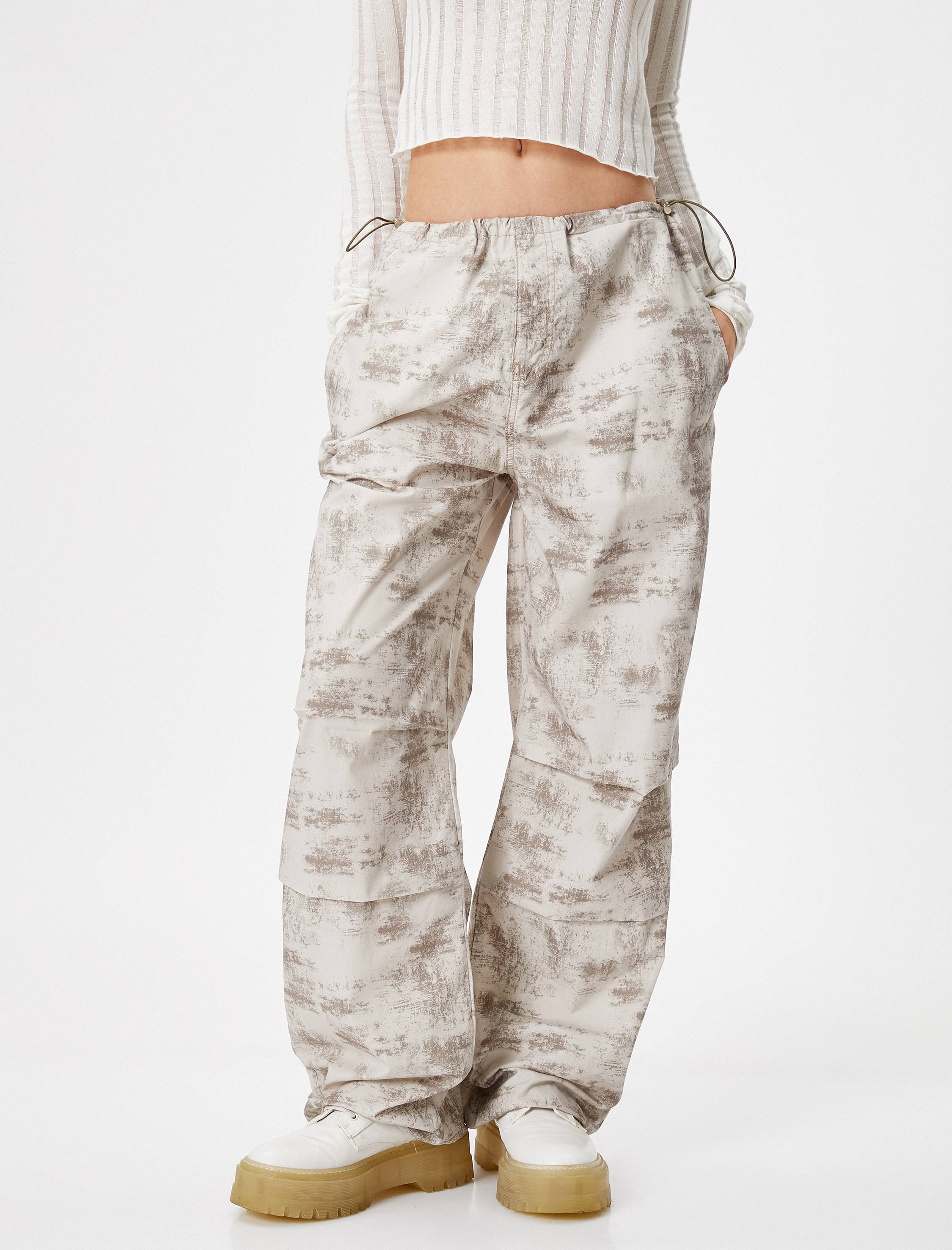   Paraşüt Pantolon Cepli Beli Lastikli Stoperli