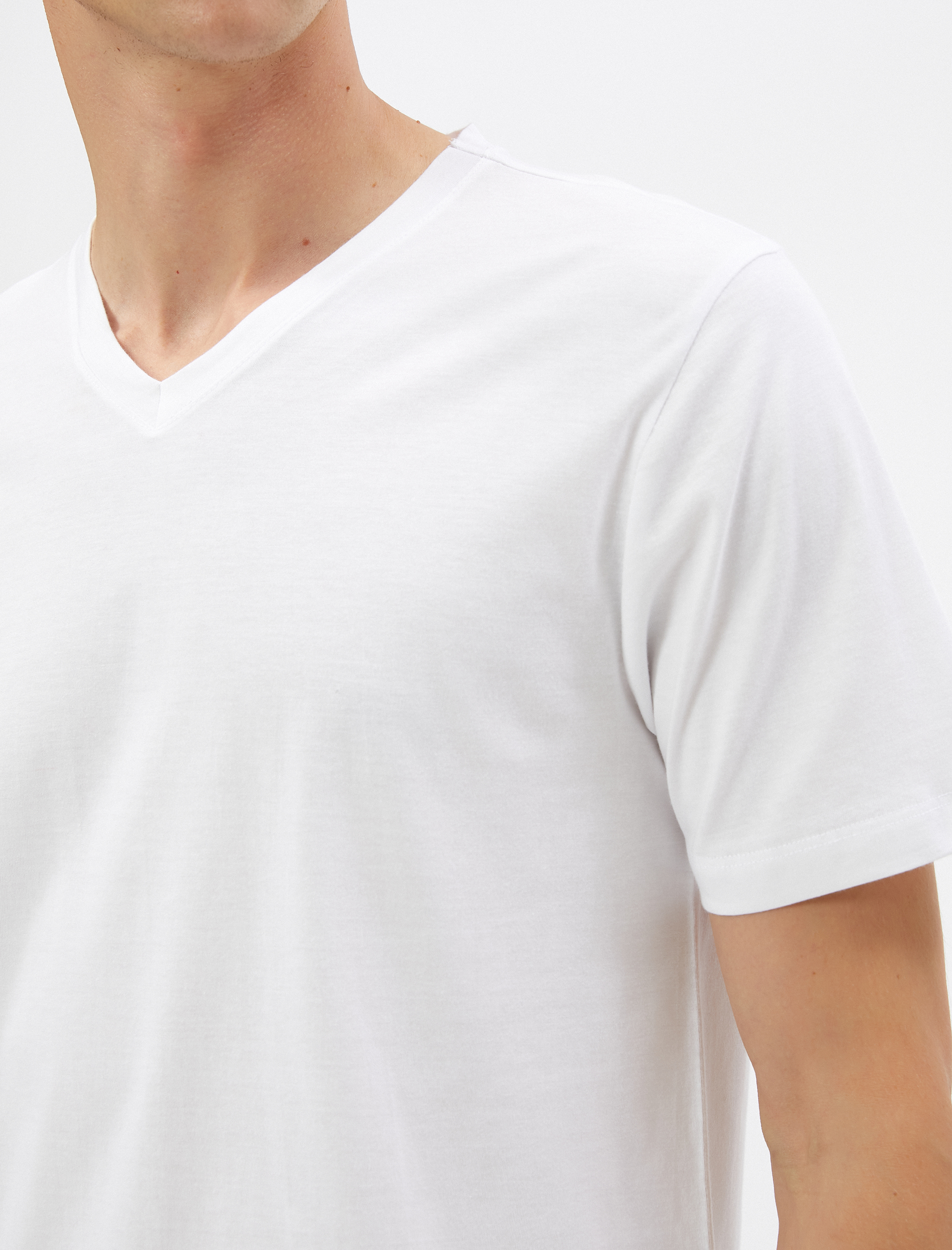   V Yaka Tişört Basic Kısa Kollu Pamuklu