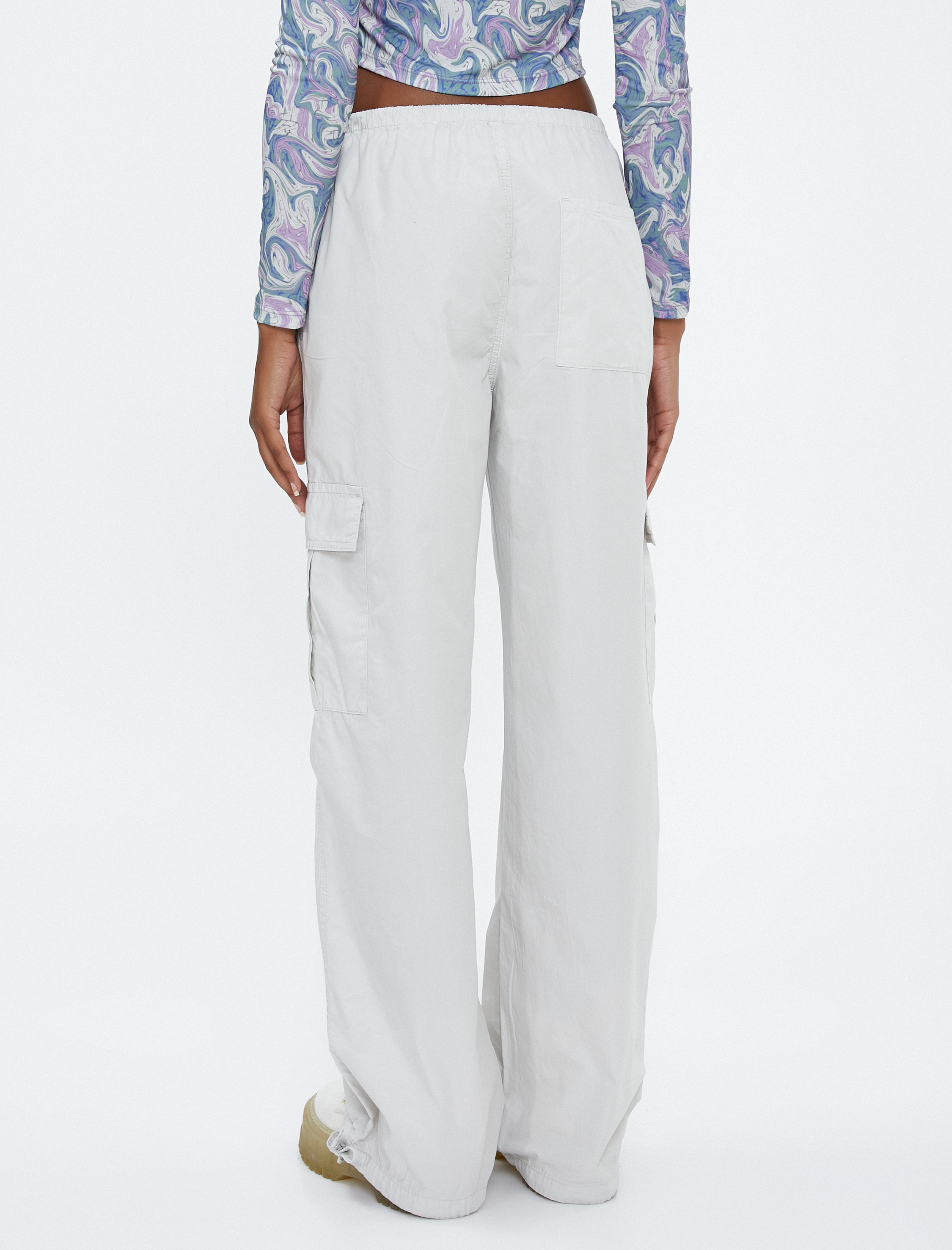   Paraşüt Pantolon Büyük Cepli Lastikli Düşük Bel Stoperli