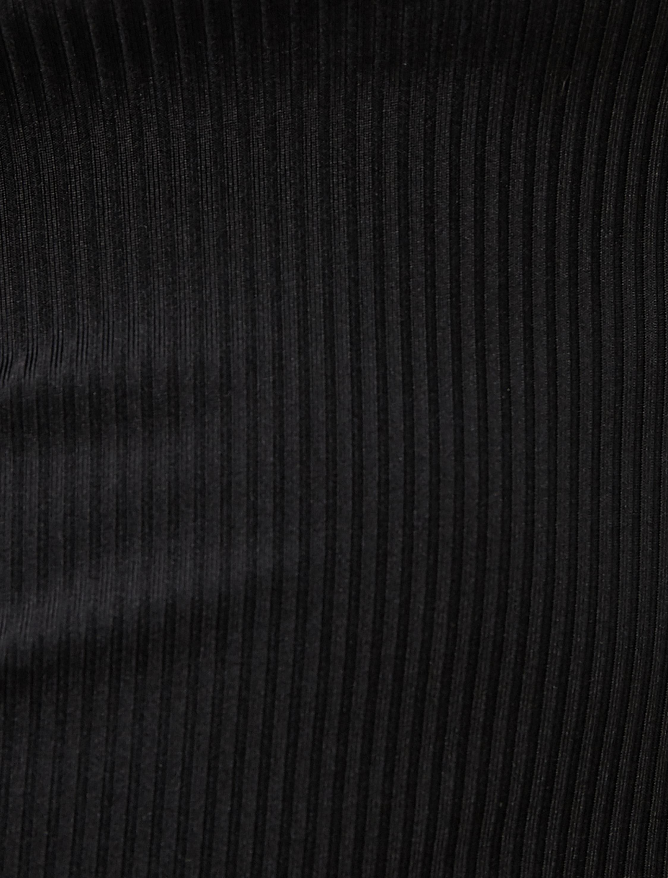   Uzun Kollu Tişört Crop Slim Fit Choker Yaka Pencere Detaylı