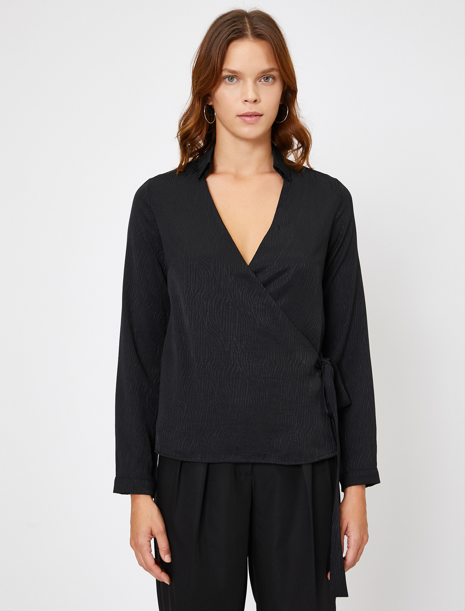   Beli Bağlamalı Bluz