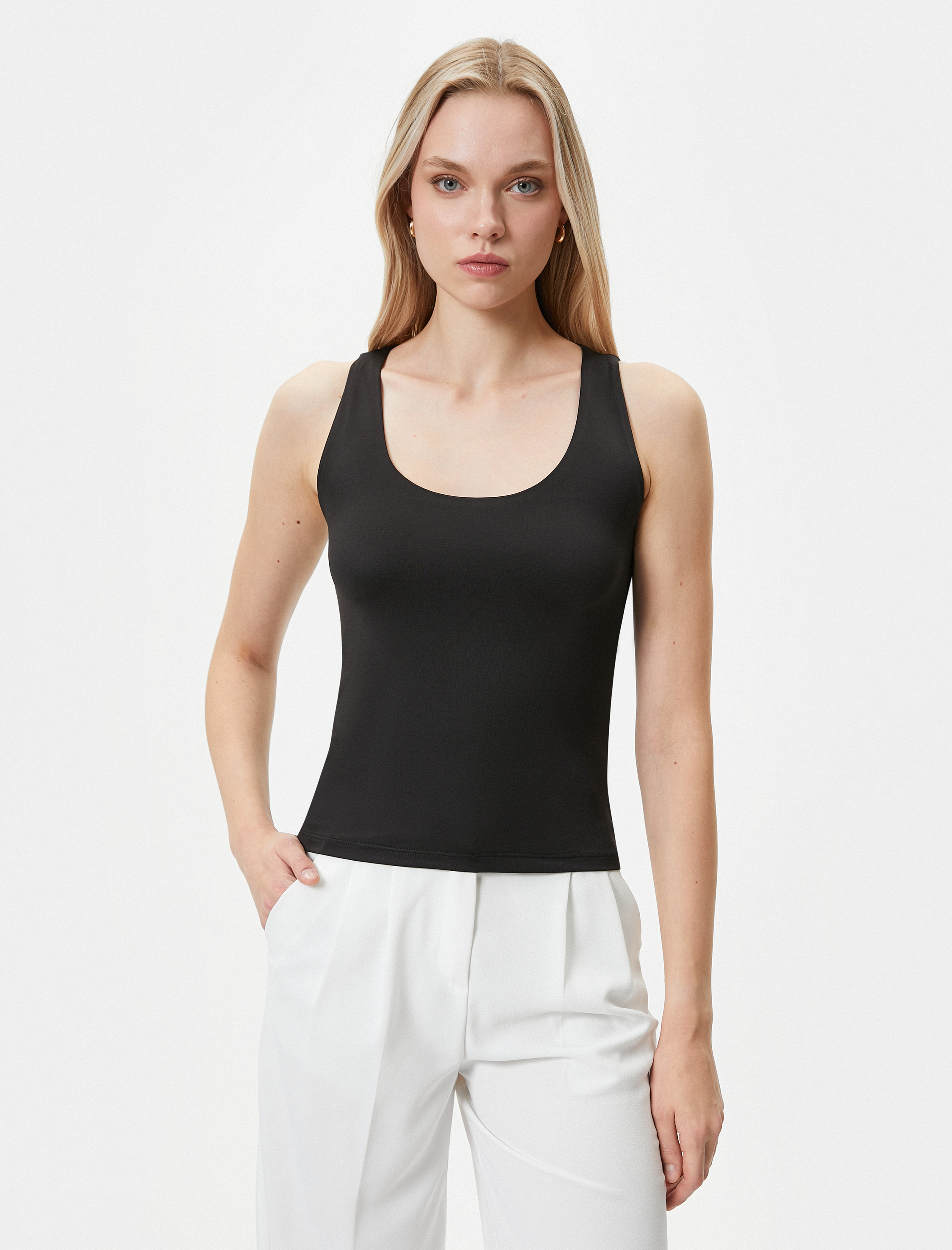   Askılı Atlet Basic U Yaka Slim Fit