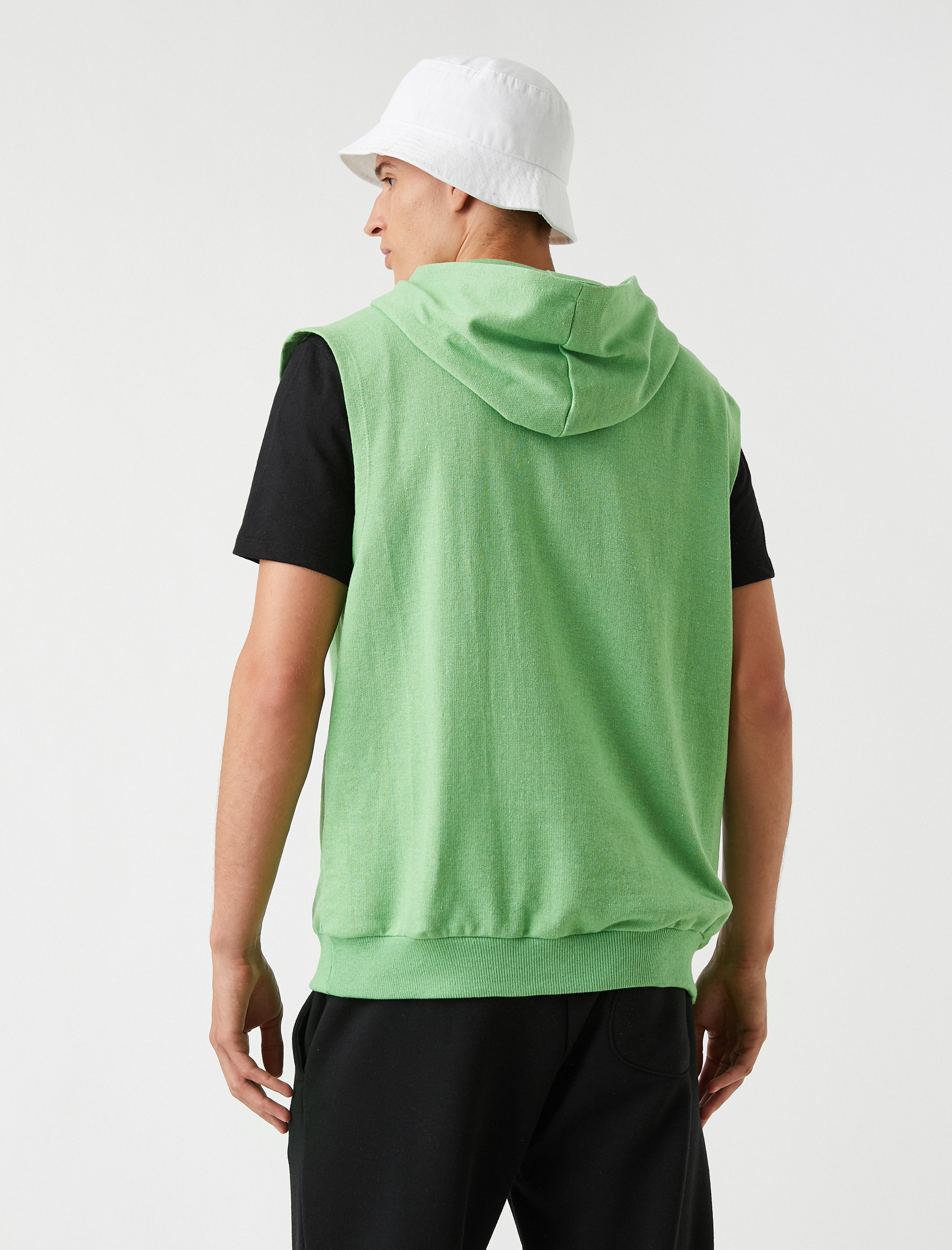   Kapşonlu Kolsuz Sweatshirt