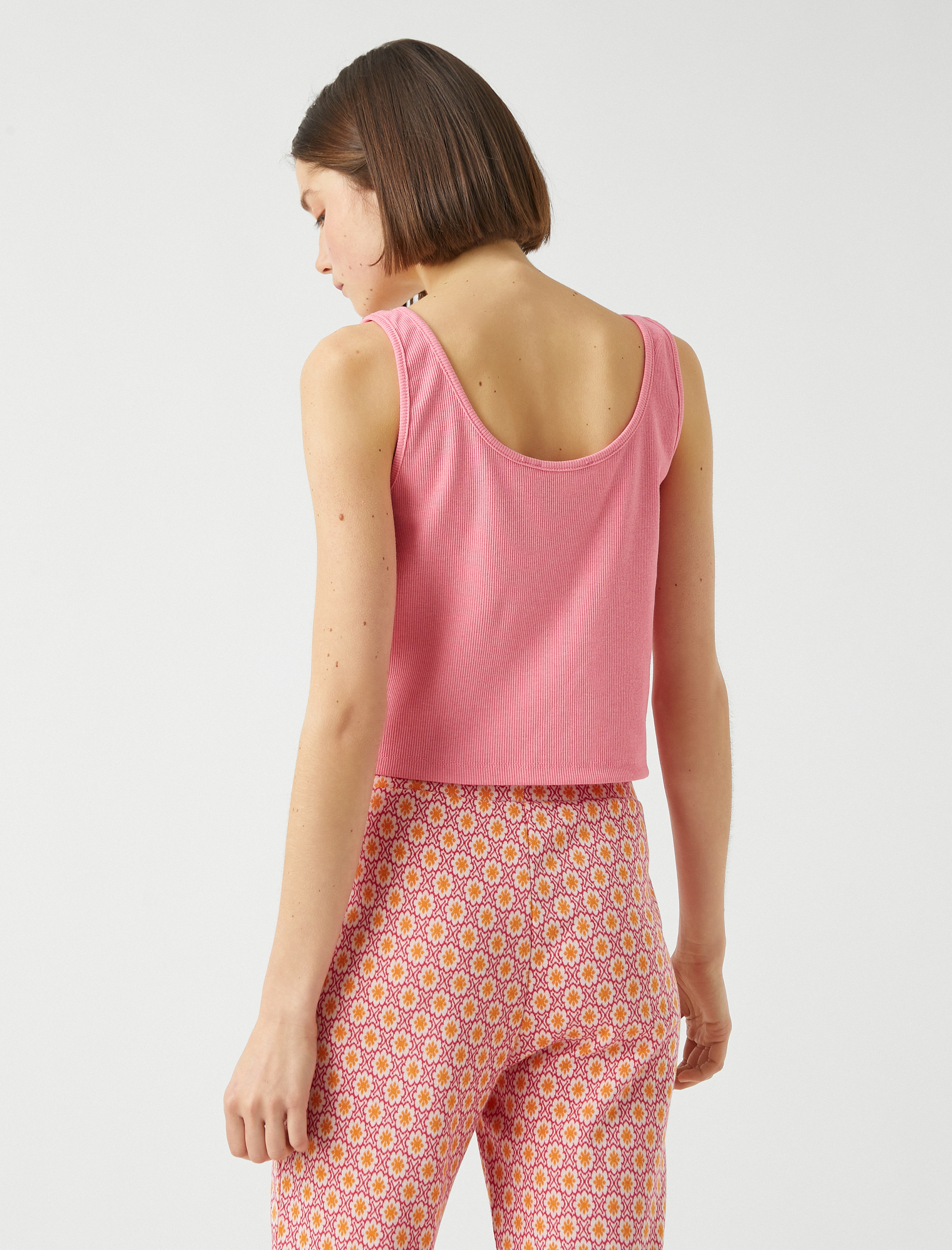   Askılı Kare Yaka Atlet