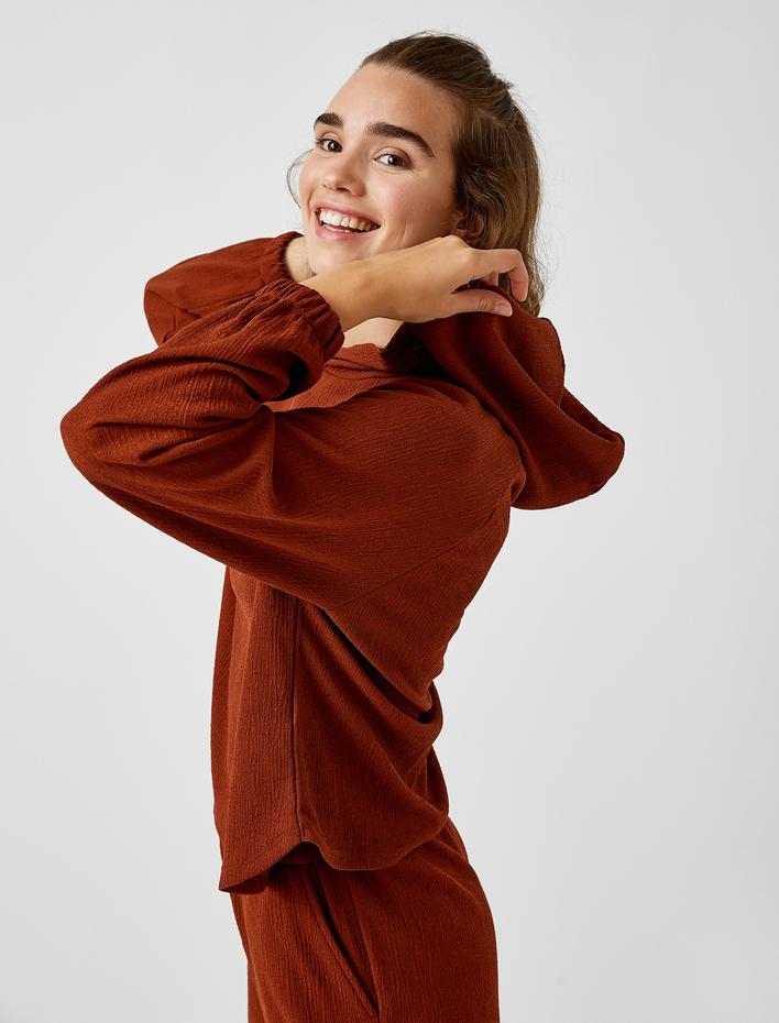  Kapüşonlu Sweatshirt