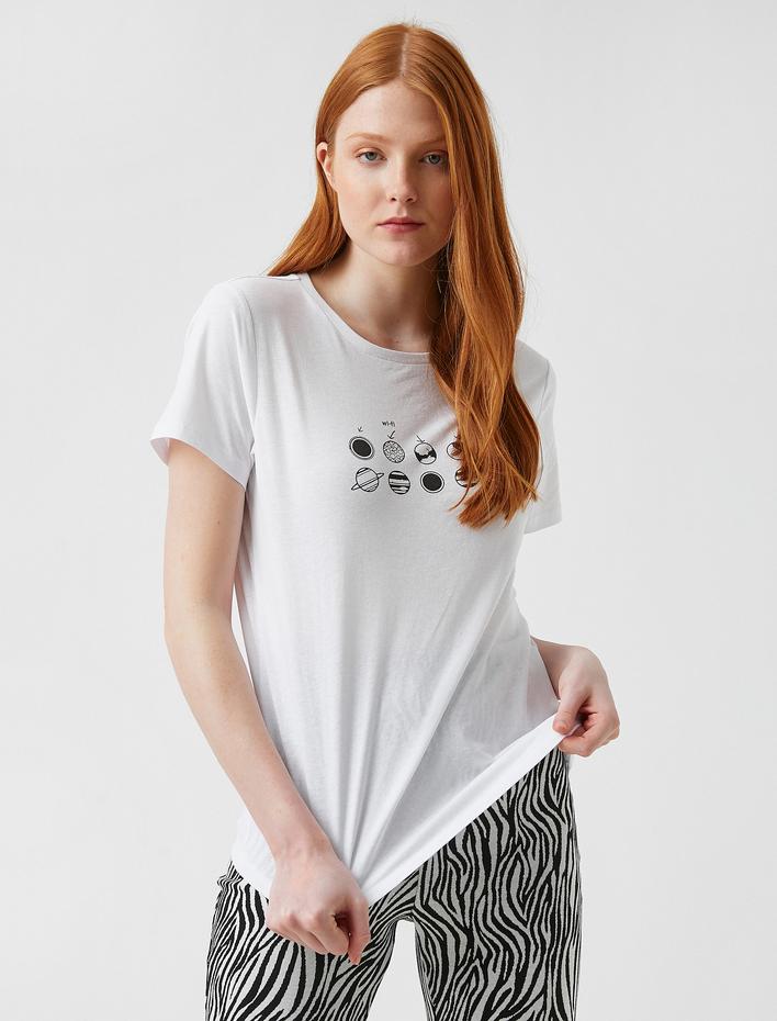  Bisiklet Yaka Kısa Kollu Baskılı Tişört