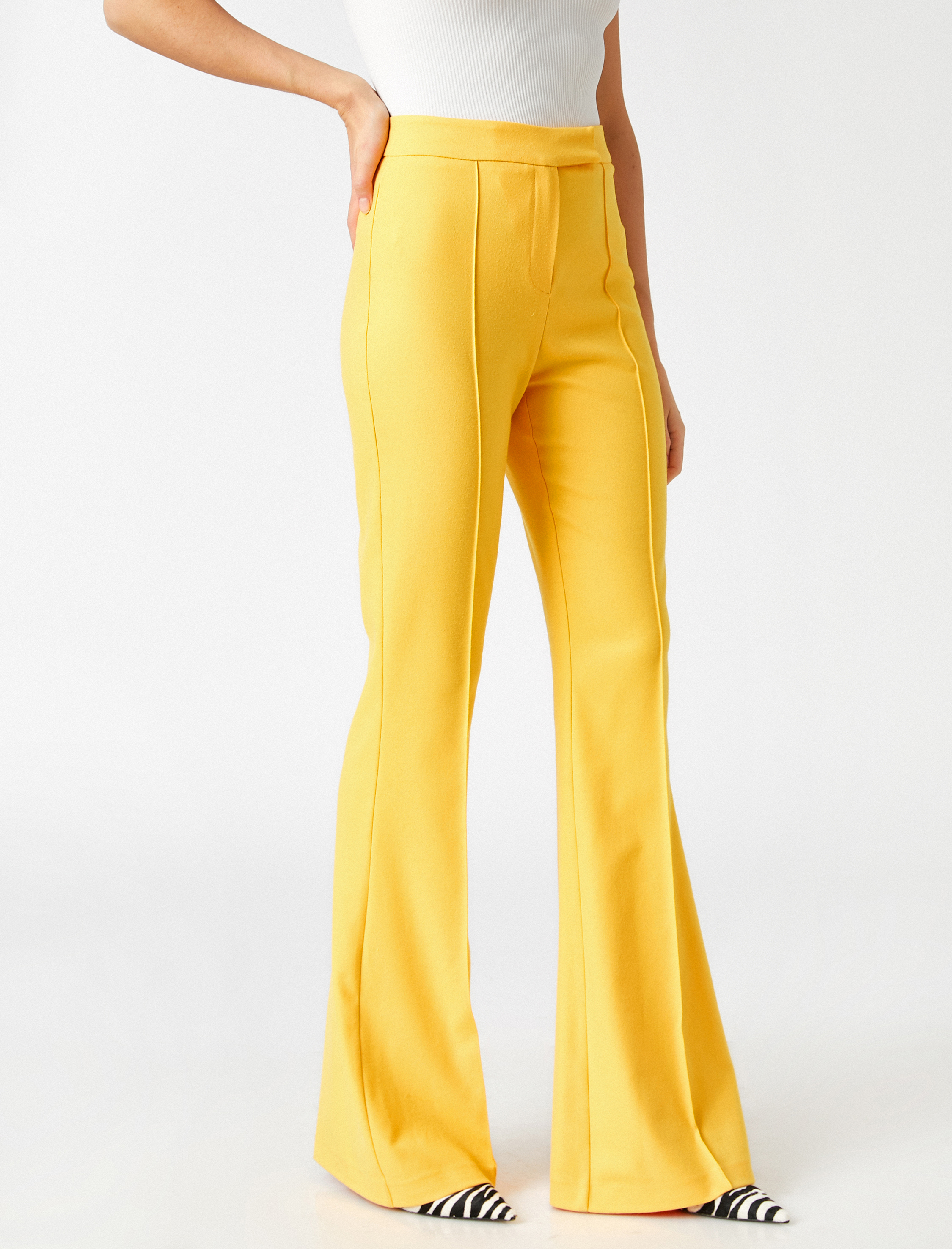   Melis Ağazat X Koton - İspanyol Paça Pantolon Nervürlü