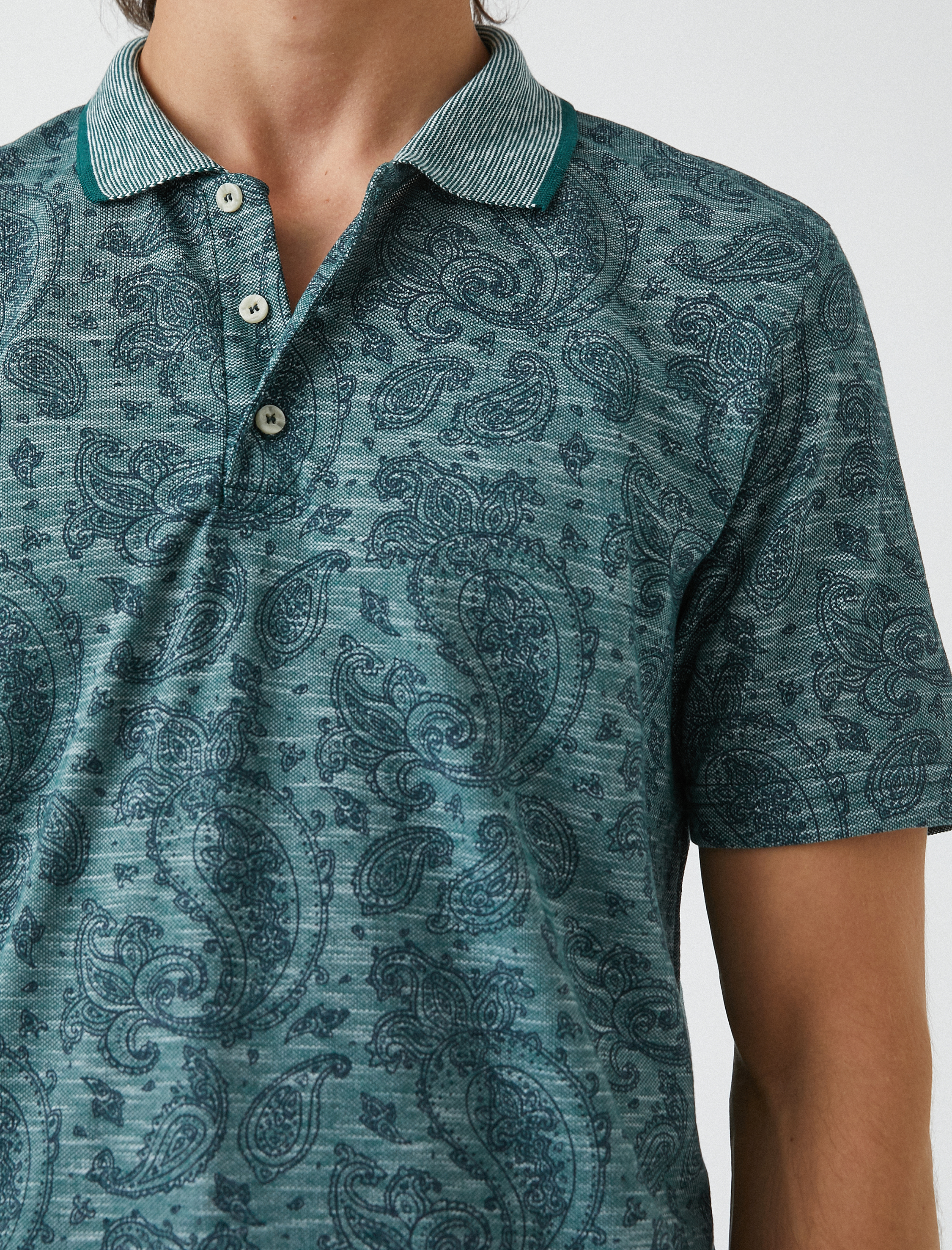   Desenli Polo Yaka Tişört