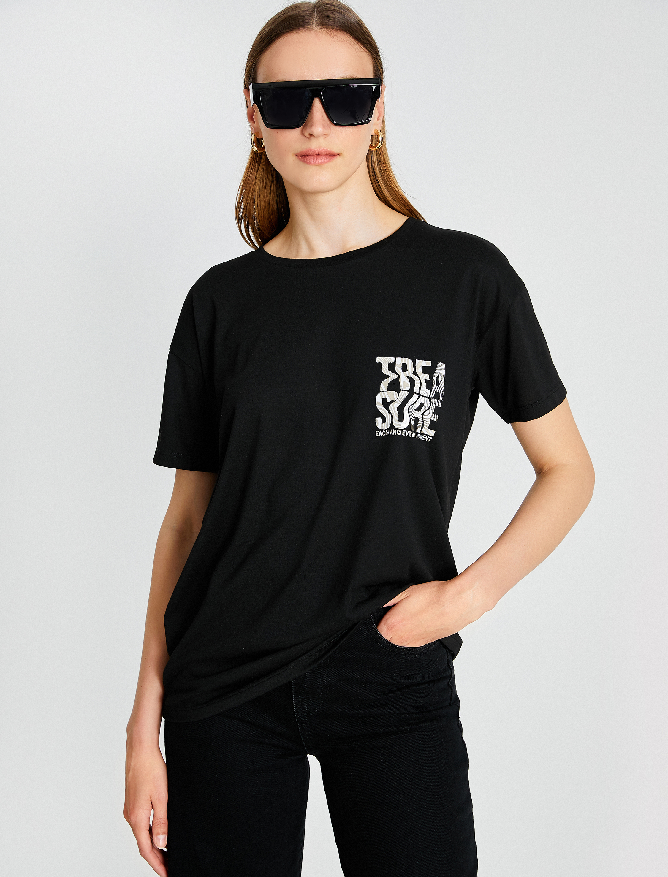   Minimal Baskılı Tişört Kısa Kollu