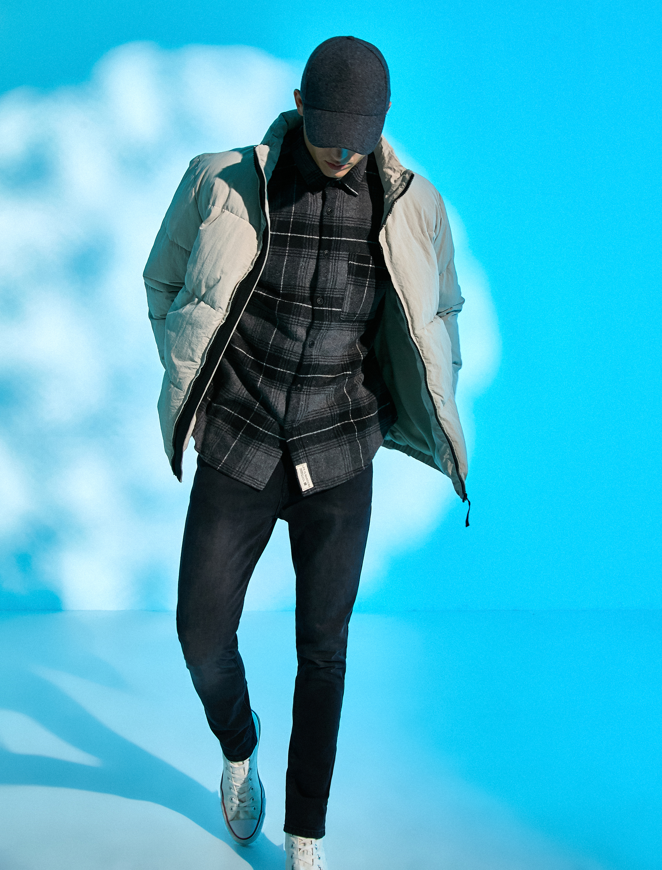   Şişme Mont Dik Yaka Fermuar Detaylı Su Geçirmez