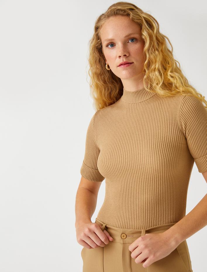  Boğazlı Kazak Kısa Kollu Kaşmir Dokulu