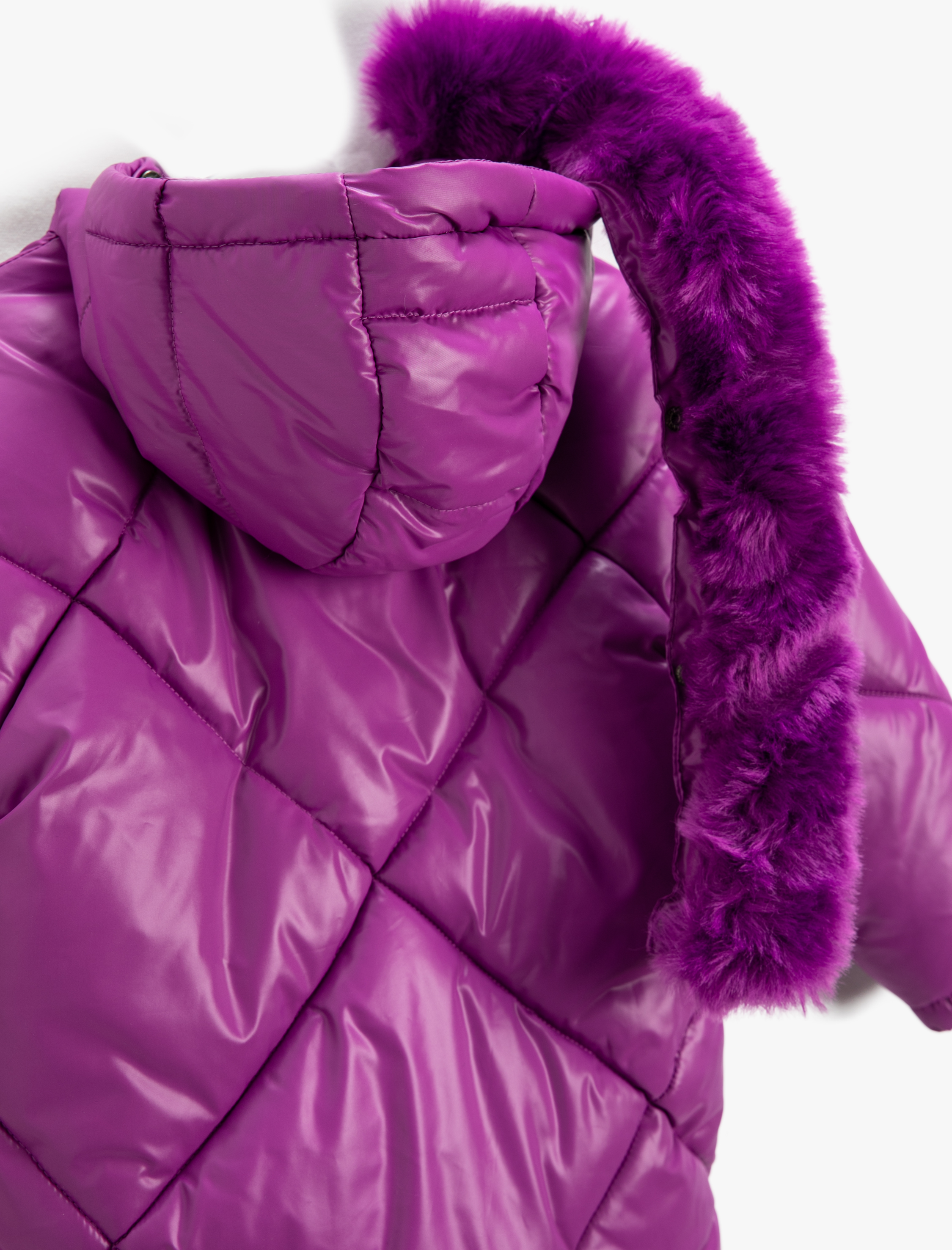  Kız Çocuk Kapitone Şişme Uzun Mont İçi Polar Astarlı