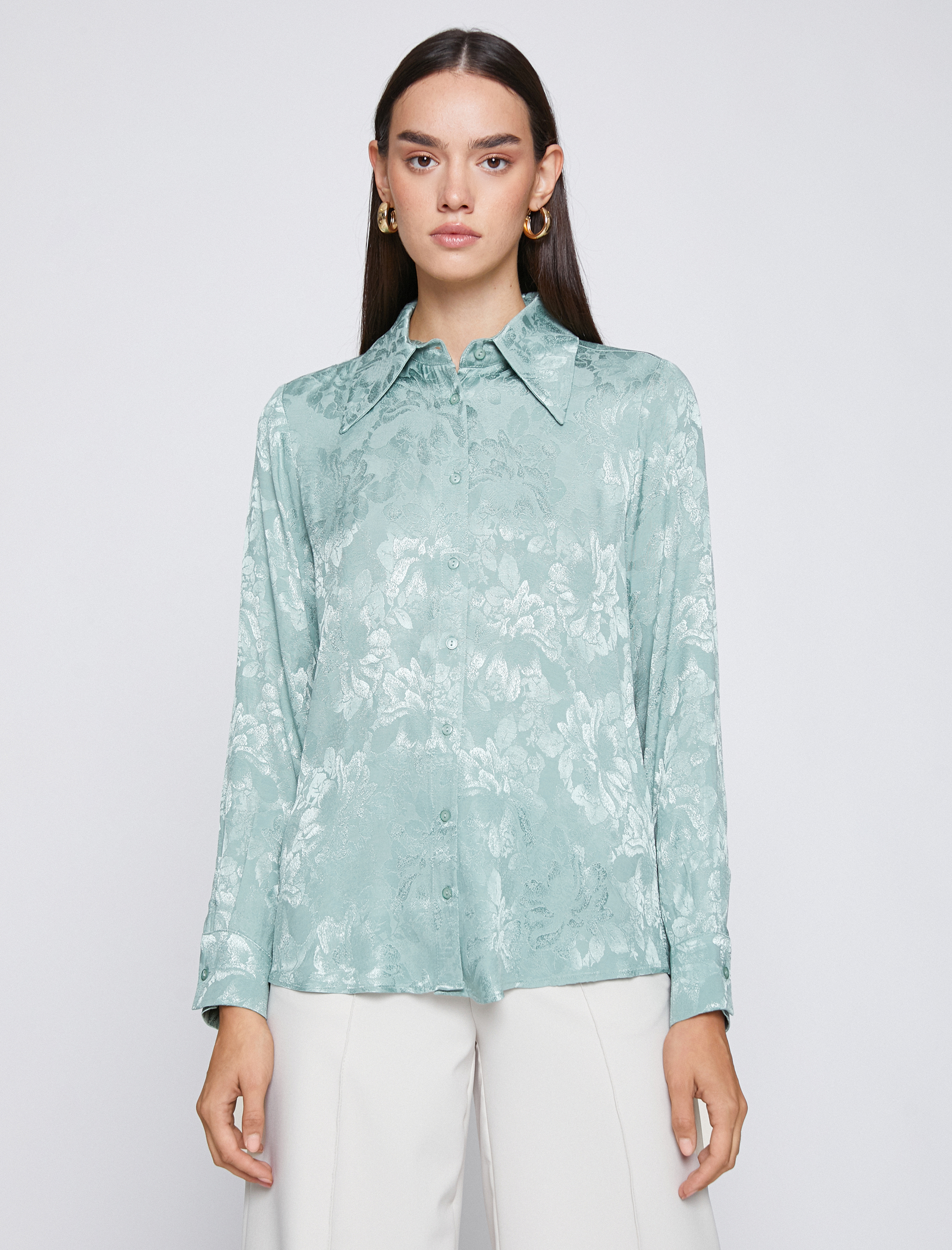   Jakarlı Saten Gömlek