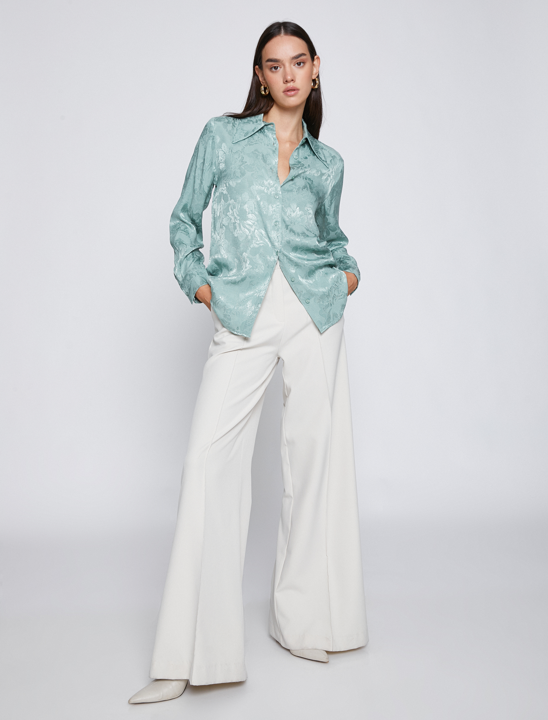   Jakarlı Saten Gömlek